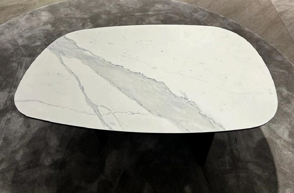 Xlmoebel Couchtisch Tisch in Weiß mit modernem Oval Design, hoher Qualität und stabiler (Couchtisch), Hergestellt in Europa