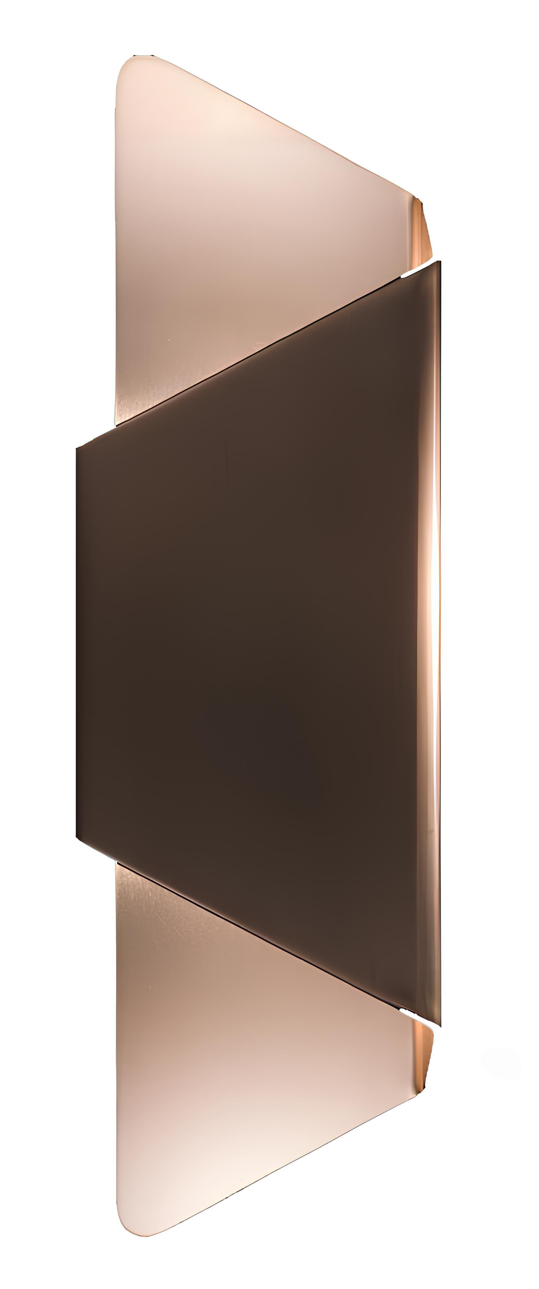 JVmoebel Wandleuchte Elegante Wandleuchte aus hochwertigem Material für stilvolles Ambiente, Made in Italy