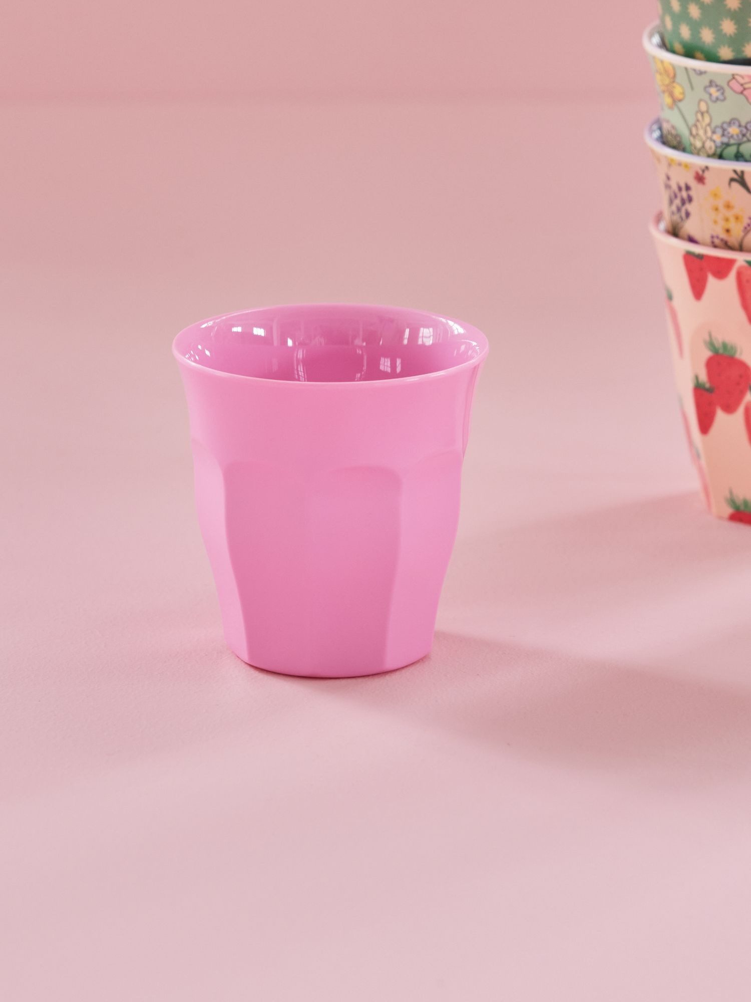 RICE A/S Becher Rice Trinkbecher Melaminbecher Dark Pink Medium