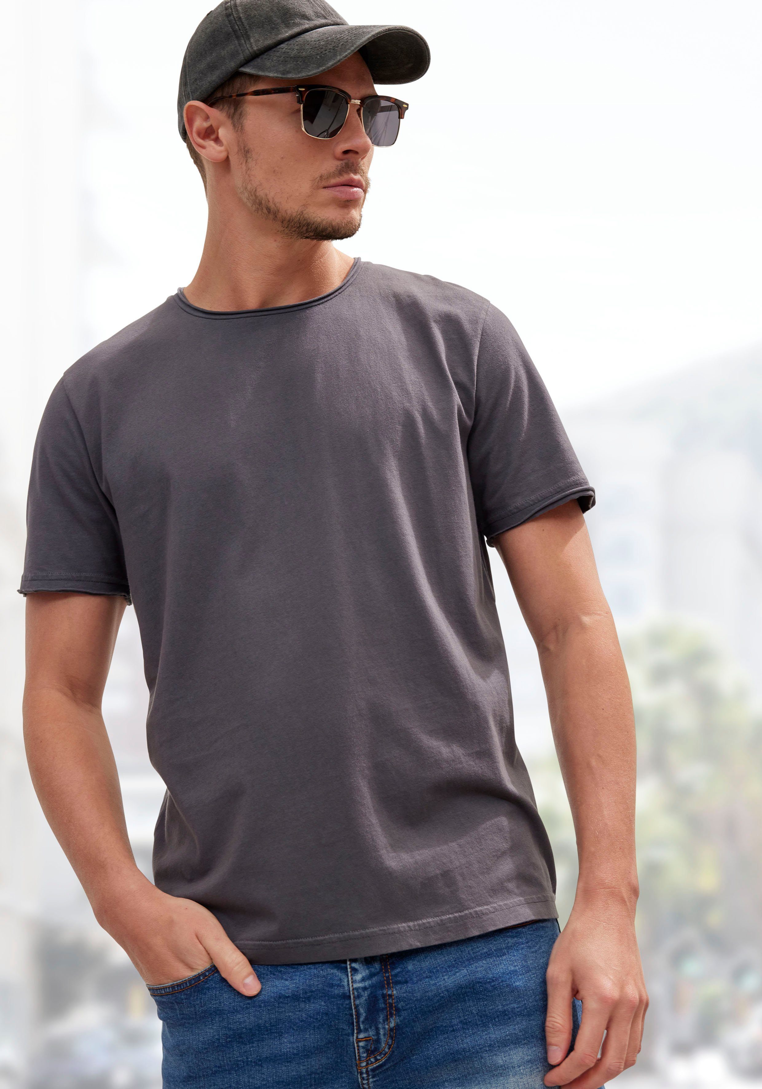 John Devin T-Shirt (Packung, 2) Relaxed Fit, Kurzarm, Freizeitshirt mit Rundhals aus reiner Baumwolle