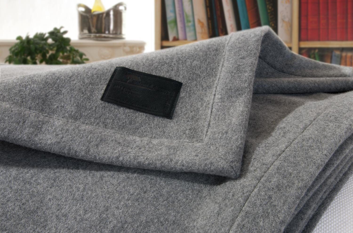 Wolldecke Kaschmirdecke "Amalfi" Premium, 100% Kaschmir, Naturprodukt premium, Wohnen und Accessoires GmbH & Co. KG