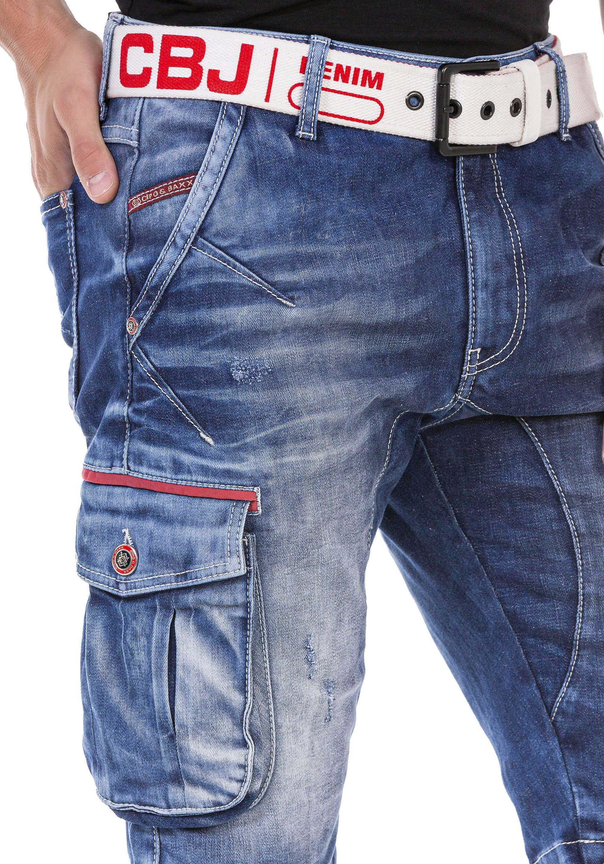 Cipo & Baxx Jeansshorts in Denim, mit Cargotaschen