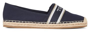 Tommy Hilfiger MONO WEBBING FLAT ESPADRILLE Espadrille Sommerschuh, Strandschuh, Slipper hat eine schmale Form