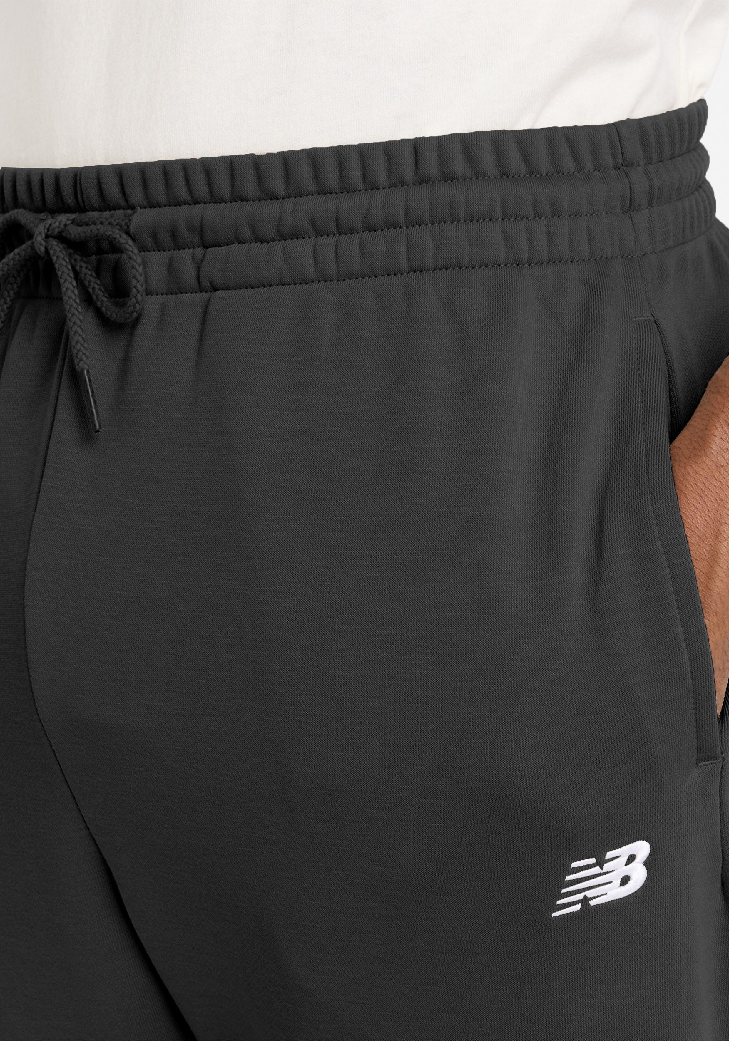 New Balance Jogginghose Sport Essentials French Terry Jogger lockere Passform, aus Baumwolle und Polyester, in den Größen S bis XXL