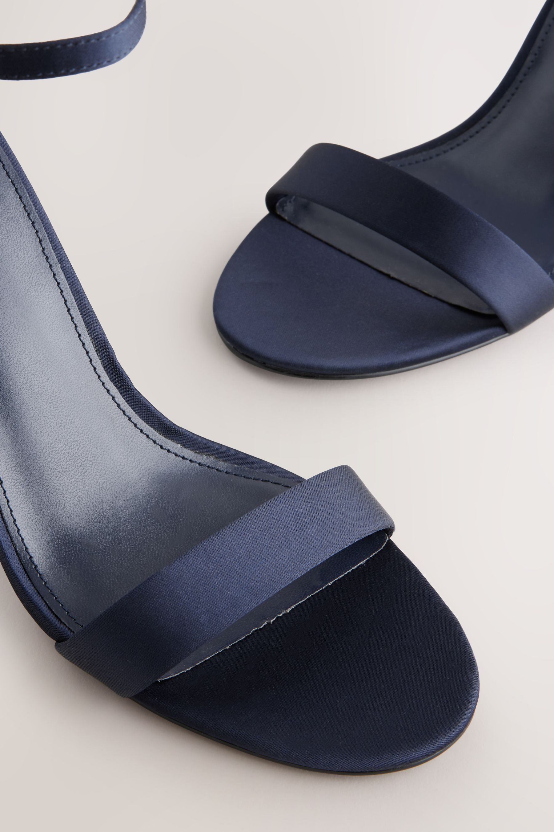 Next Forever Comfort® Blockabsatz-Sandalen, extraweit High-Heel-Sandalette (1-tlg)