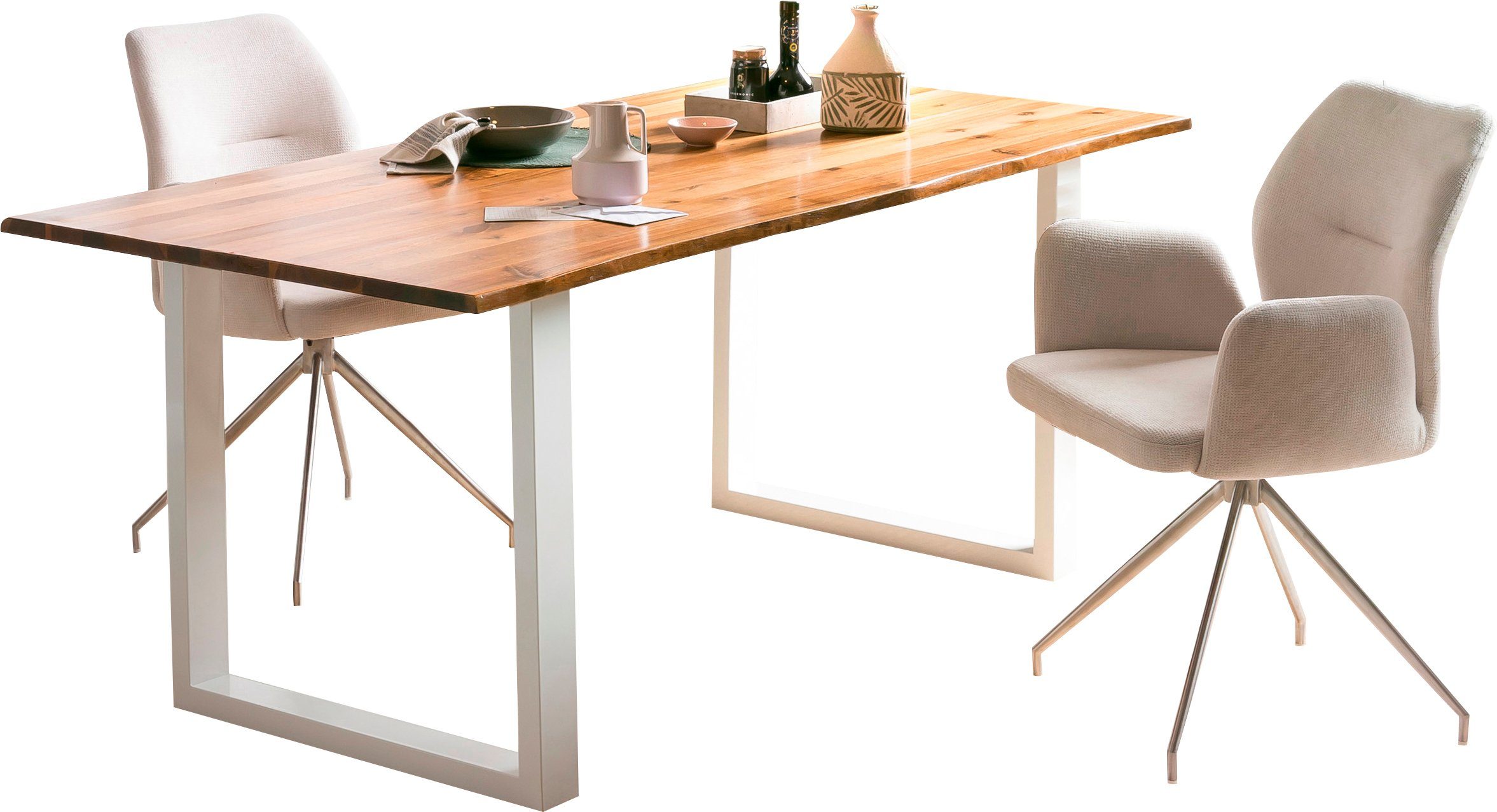 SalesFever Baumkantentisch Tisch mit Baumkante im Naturlook, Hochwertig verarbeiteter Baumkantentisch