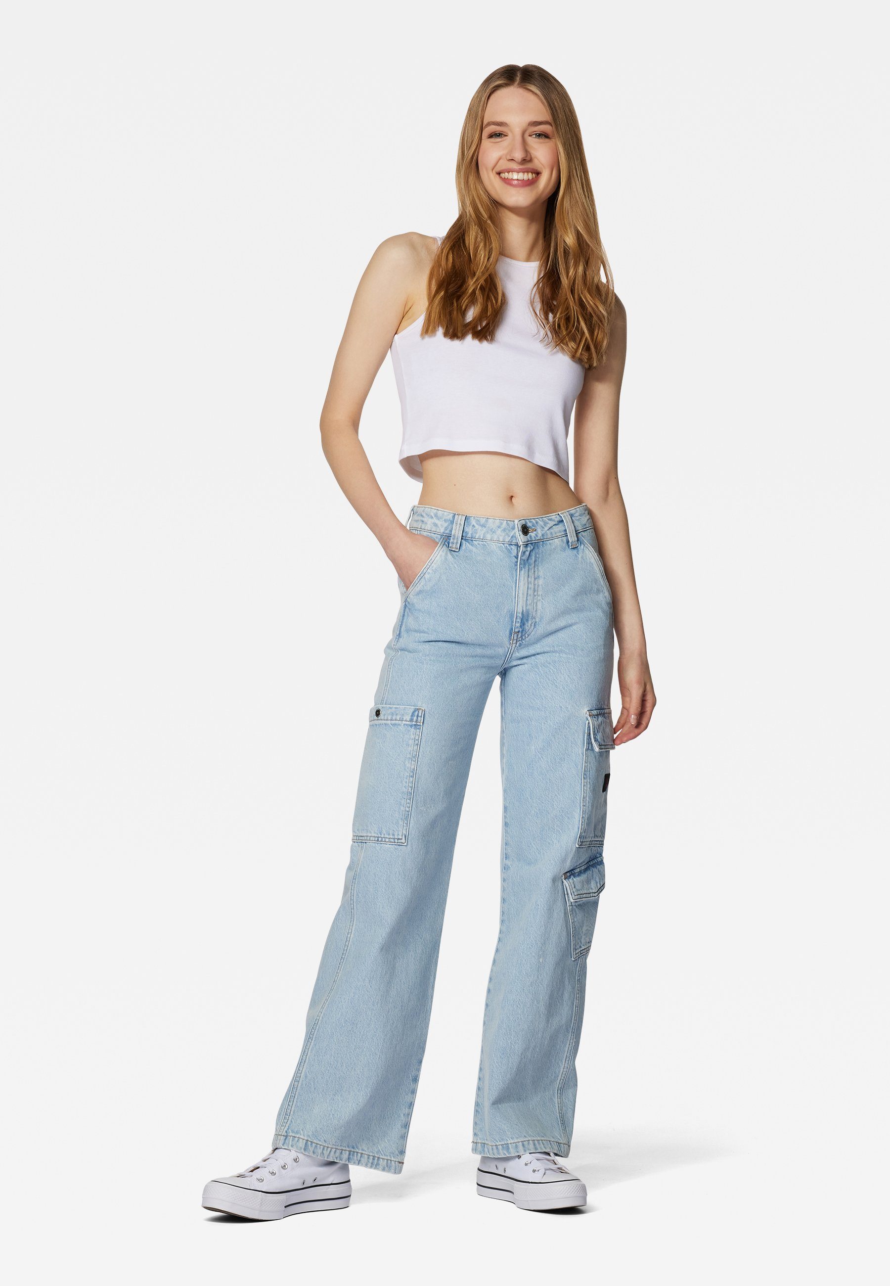 Mavi Weite Jeans DUBLIN Cargo Jeans, Das Model ist 179 cm groß und