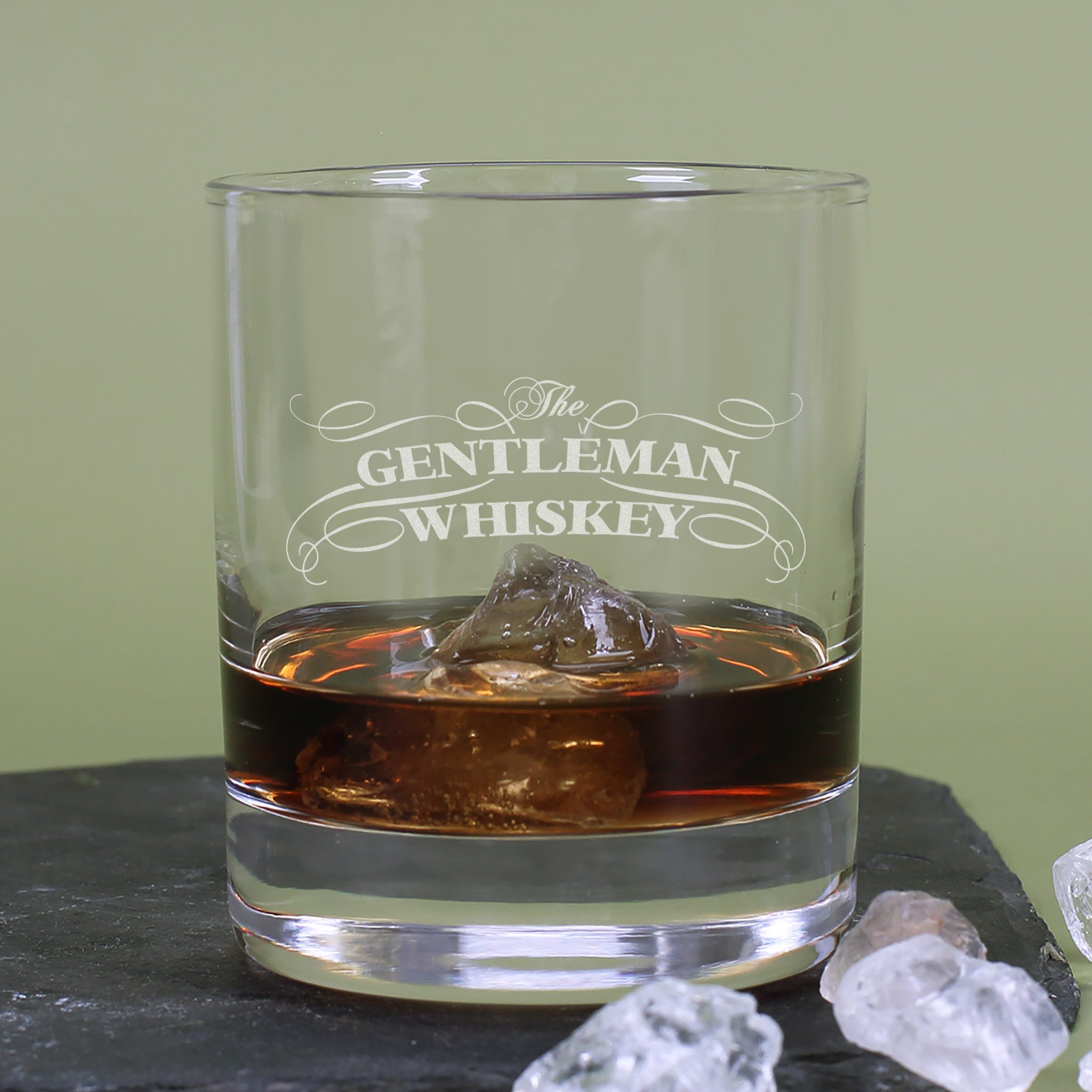 Herz & Heim Whiskyglas mit edler Gravur "Gentleman" - Trinkglas für Whiskey, Glas