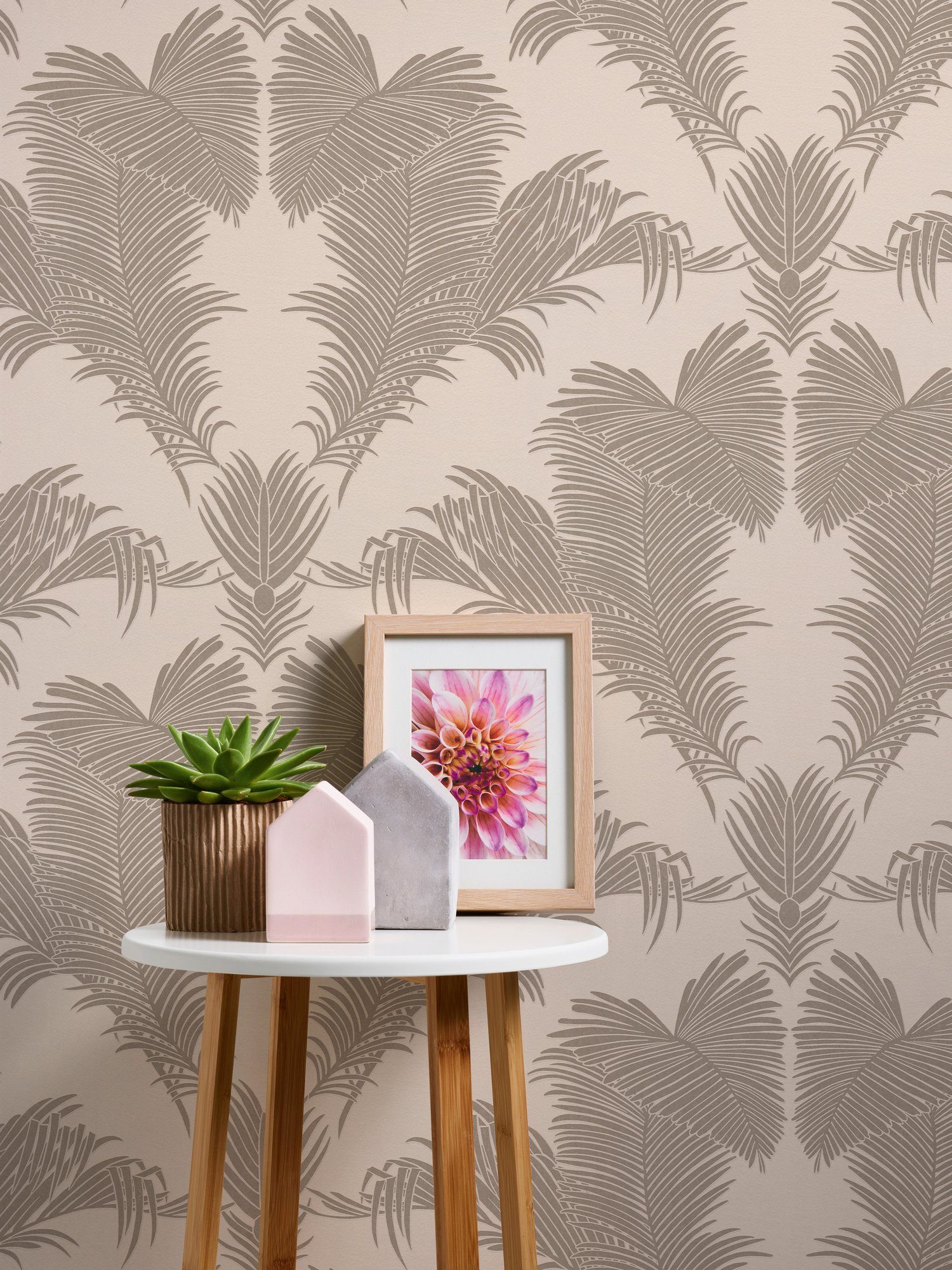 Palmen tropisch, botanisch, Création Glänzend creme/metallic/rosa Vliestapete Trendwall, A.S. Dschungeltapete floral, Tapete