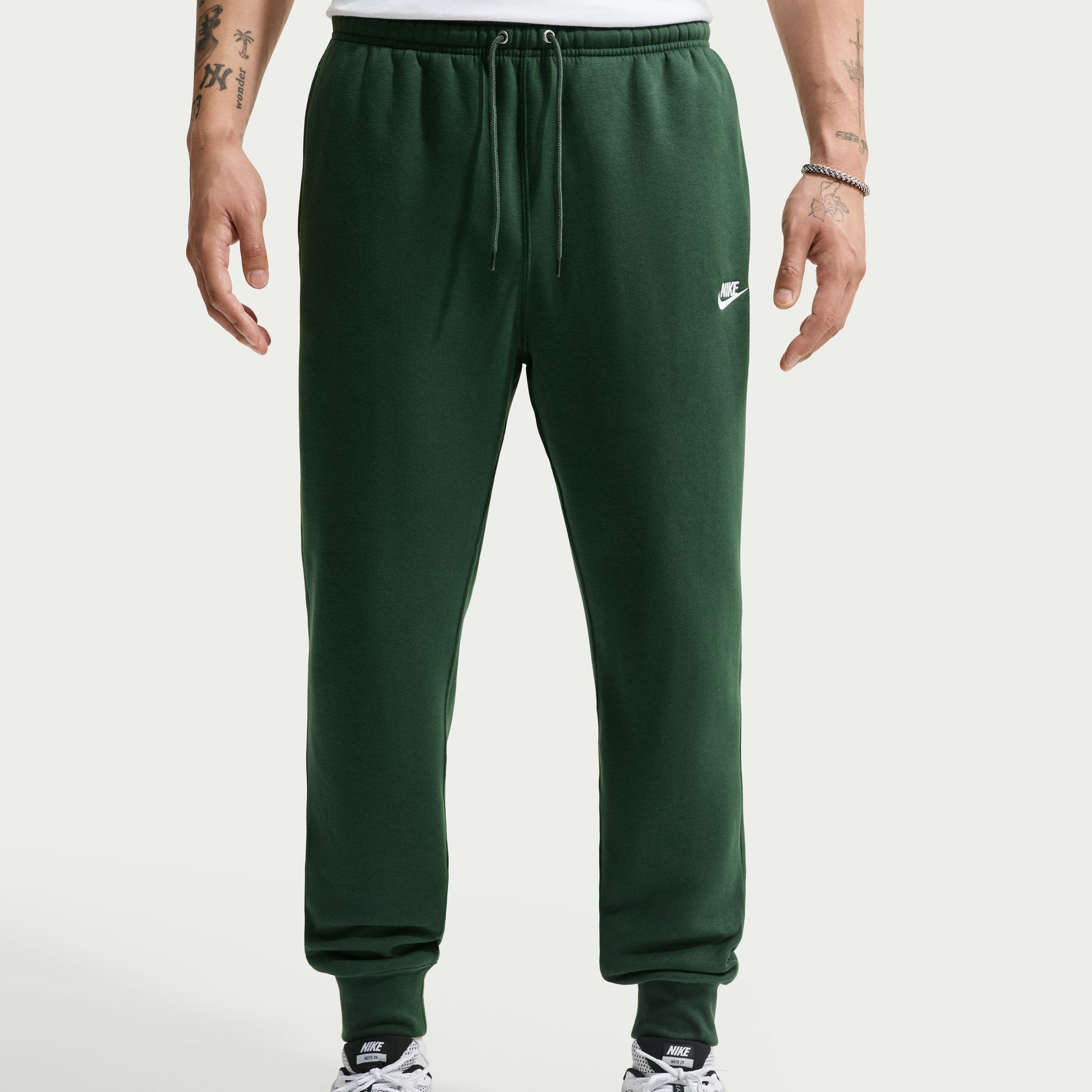 Nike Sportswear Jogginghose M NK CLUB BB JOGGER mit Logodruck, aus angerautem Fleece