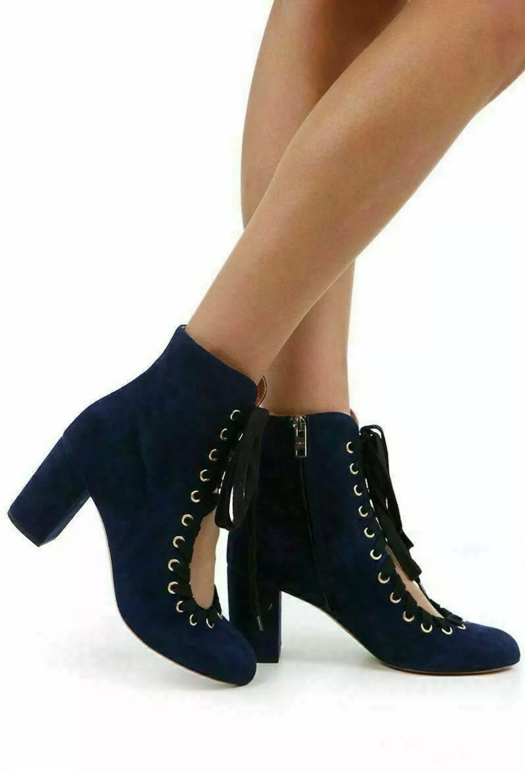 Chloé Miles lace-up Pumps aus Wildleder Ankleboots goldfarbene Ösen, Schnürung, verdeckter Seitenschlitz