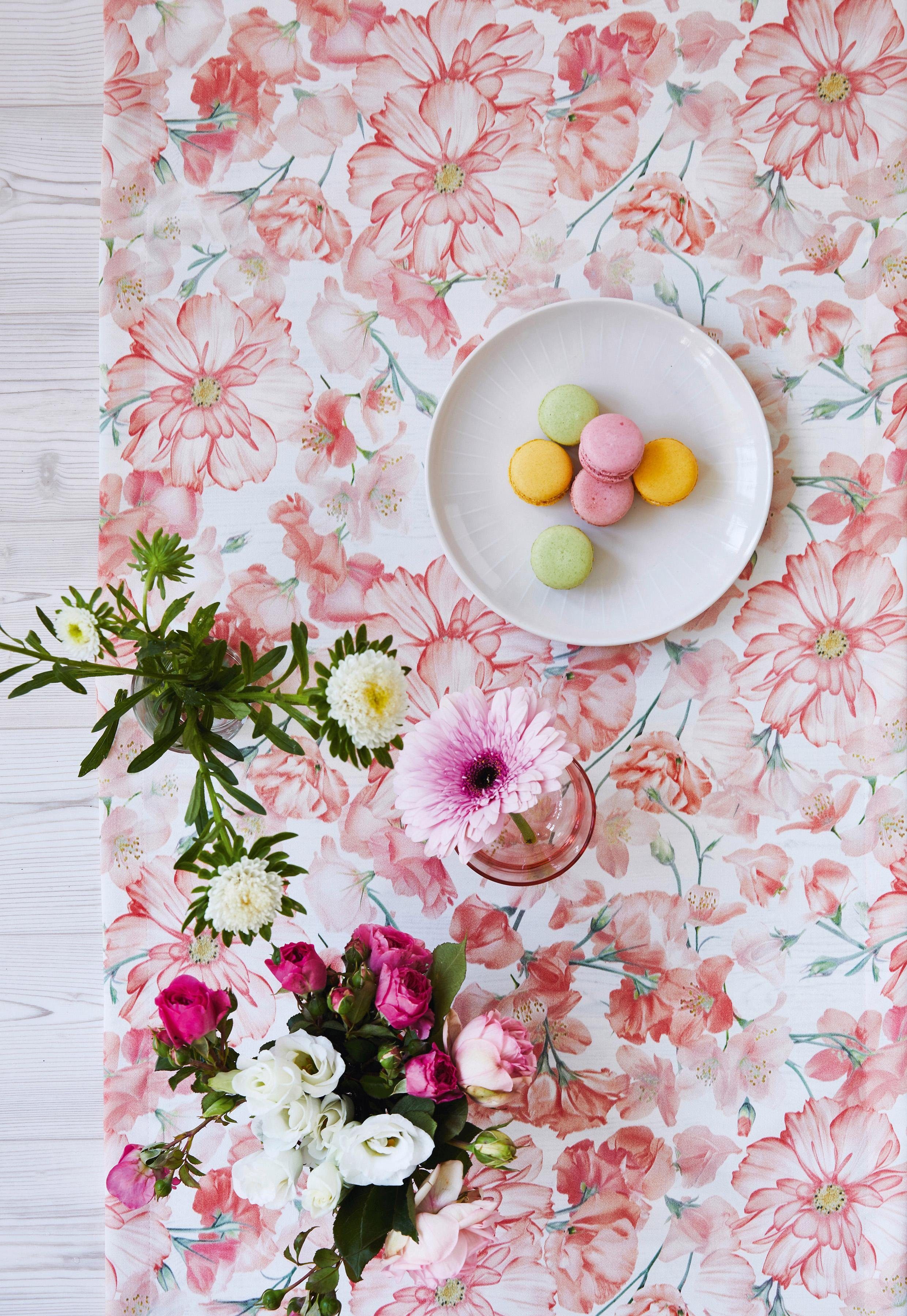 Frühjahrsdeko, 1617 (1-tlg), Digitaldruck Frühling Tischläufer Springtime, weiß/apricot/grün APELT