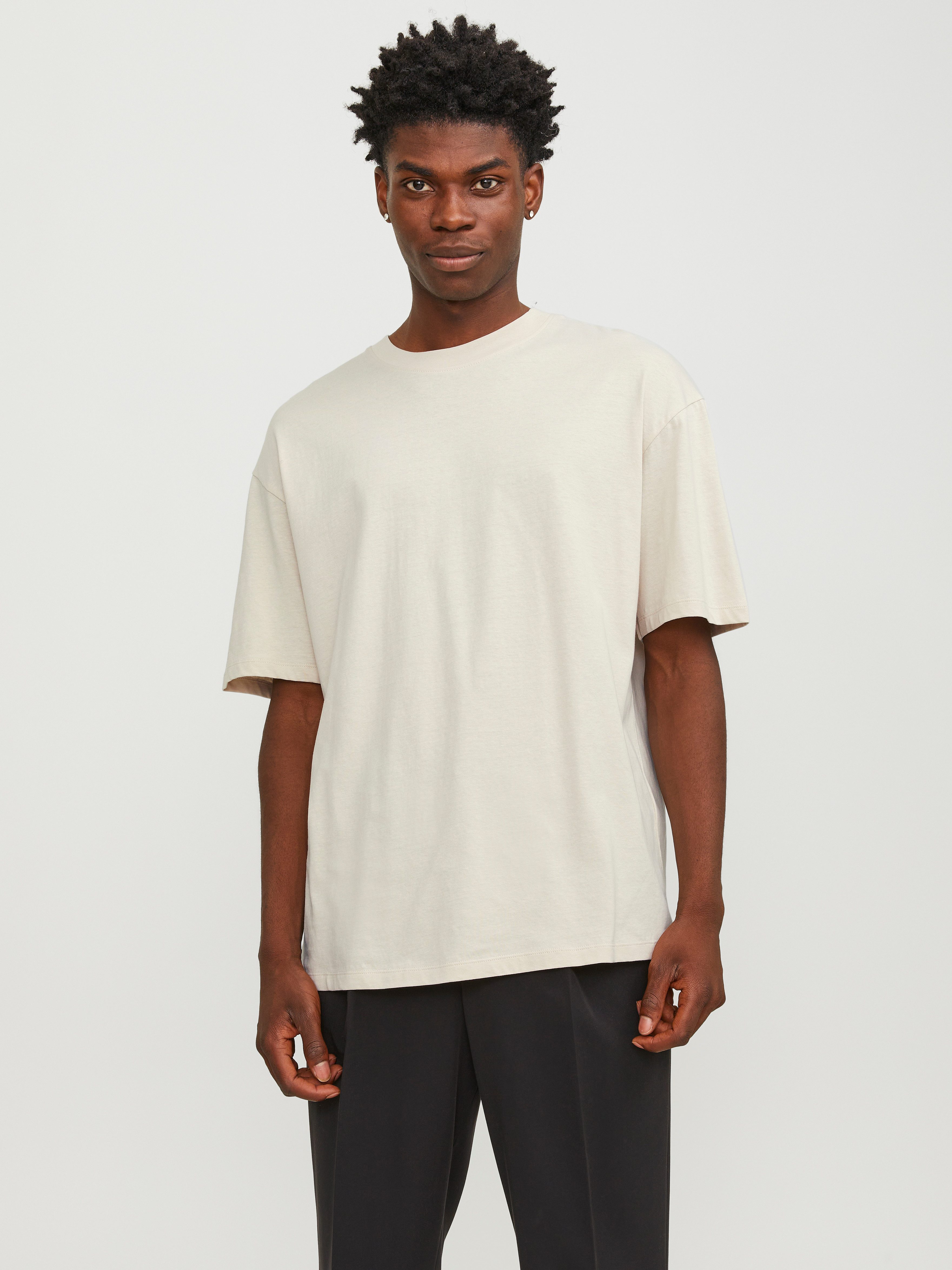 Jack & Jones Oversize-Shirt JJEBRADLEY Oversize T-Shirt mit klassischem Rundhalsausschnitt mit gekämmten Jersey