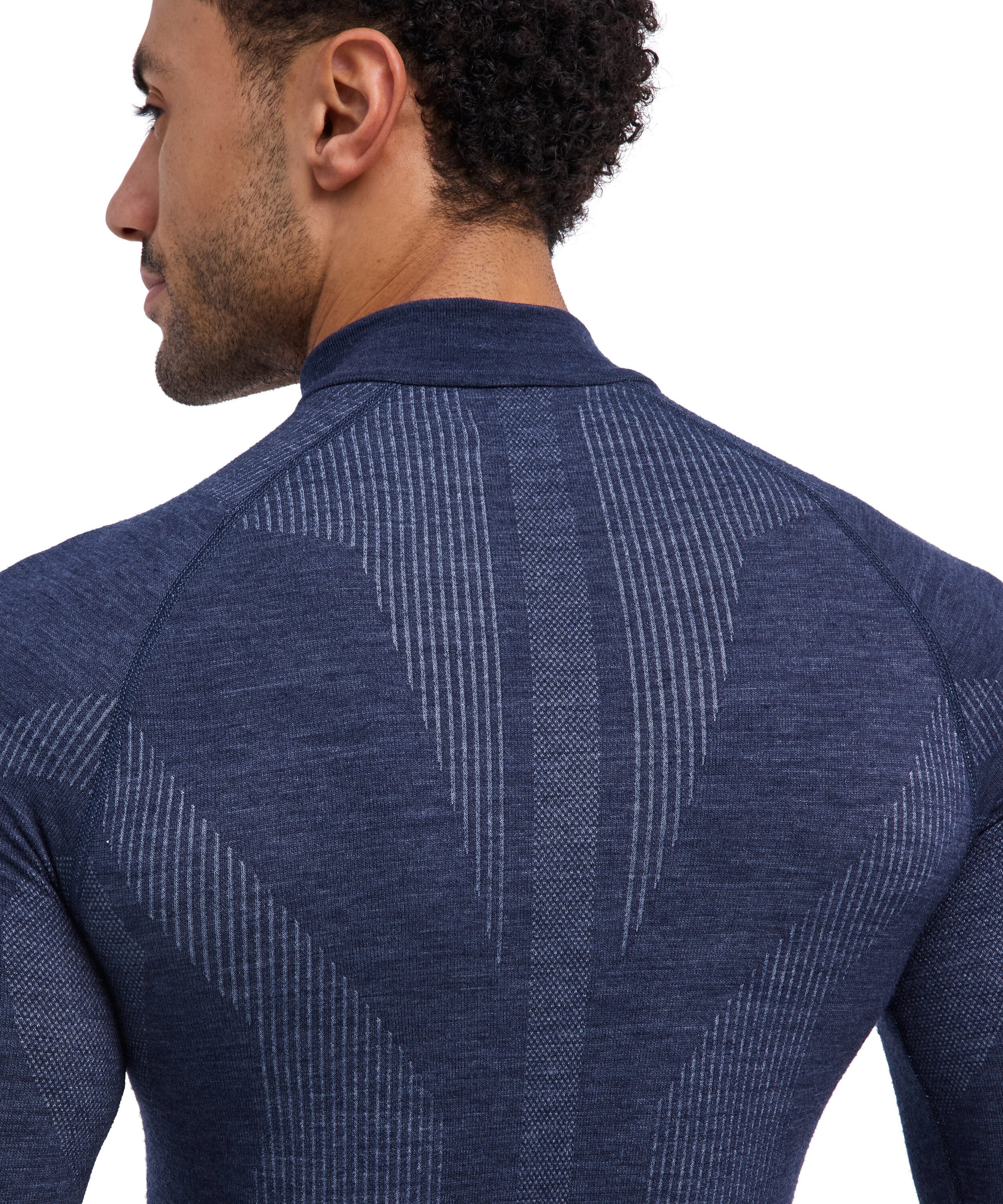 FALKE Funktionsshirt FALKE Langarmshirt Wool-Tech (1-tlg., 1) aus Merinowolle für kalte bis sehr kalte Temperaturen