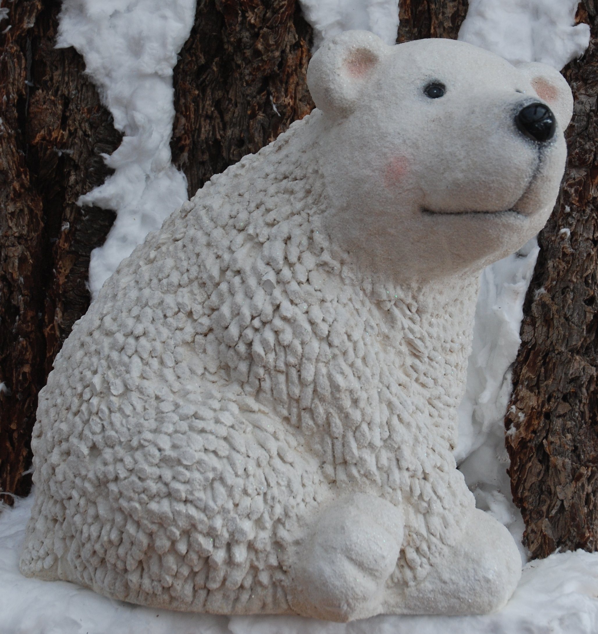 MystiCalls Weihnachtsfigur Winter Dekofigur Eisbär - Weihnachten Dekoration Figur