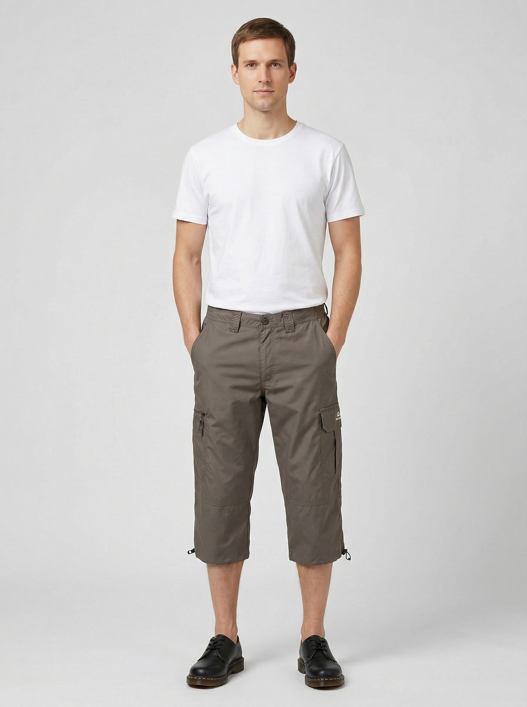Zum Outfit 12