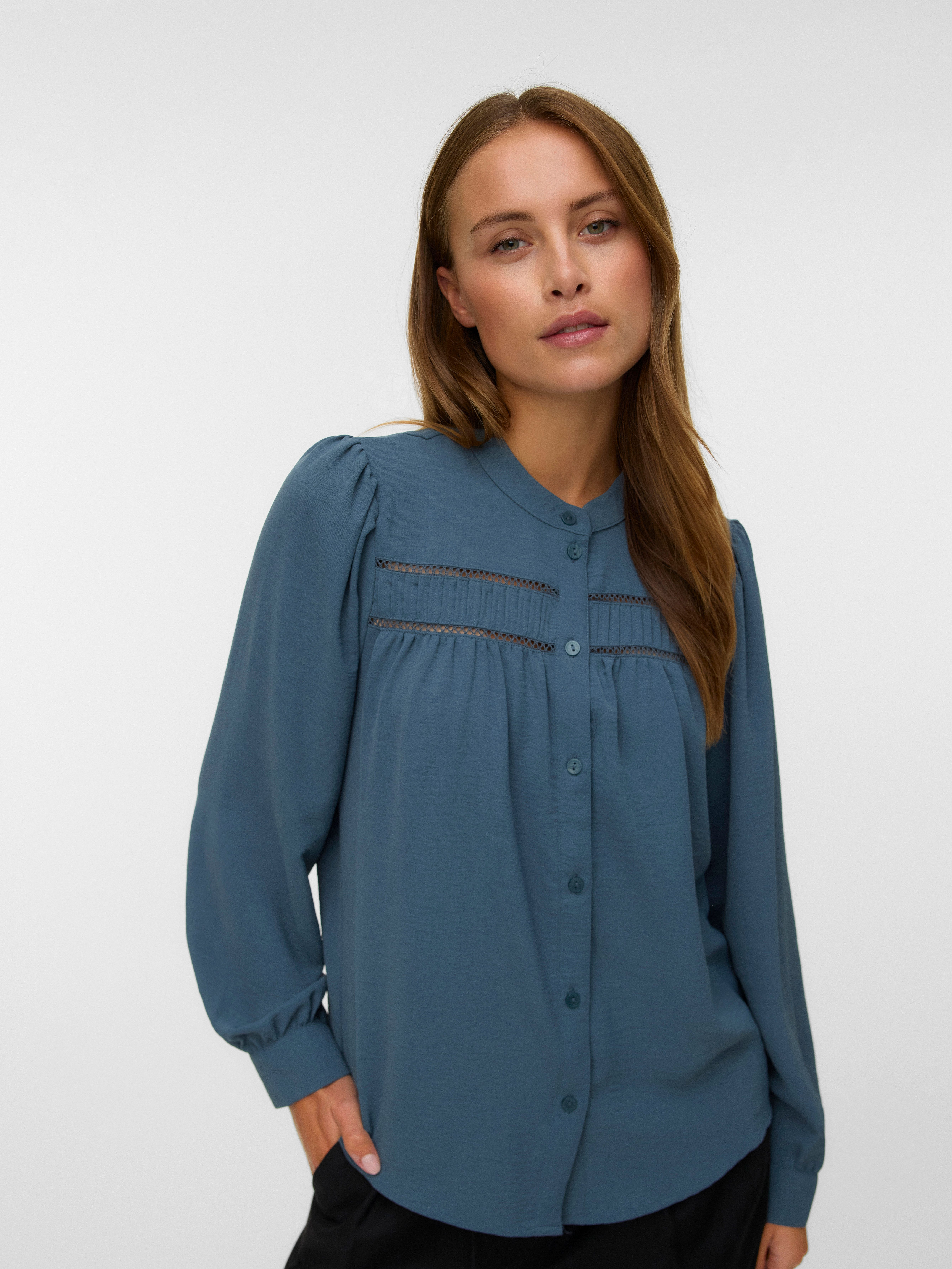 Vero Moda Langarmbluse VMEMMA LS LACE SHIRT WVN GA NOOS Polyester, loose fit