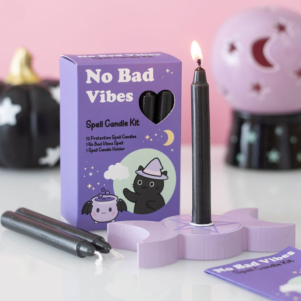 Something Different Standkerzenhalter No Bad Vibes Spell Kawaii Kerzenset mit Triple Moon Halter Gothic