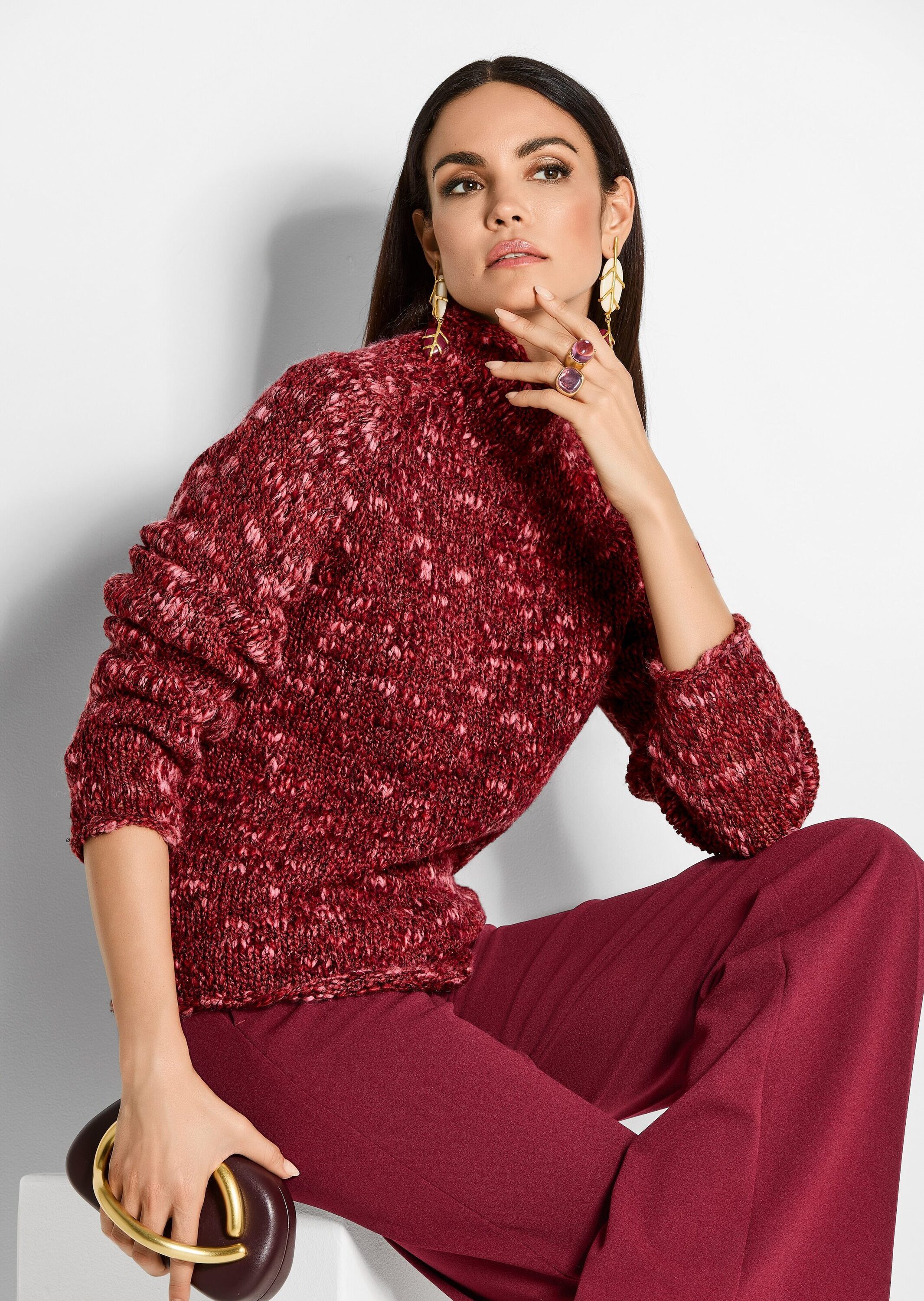 MADELEINE Strickpullover Eleganter Grobstrickpullover mit Stehkragen Melierter Wollpullover mit langen Raglanärmeln