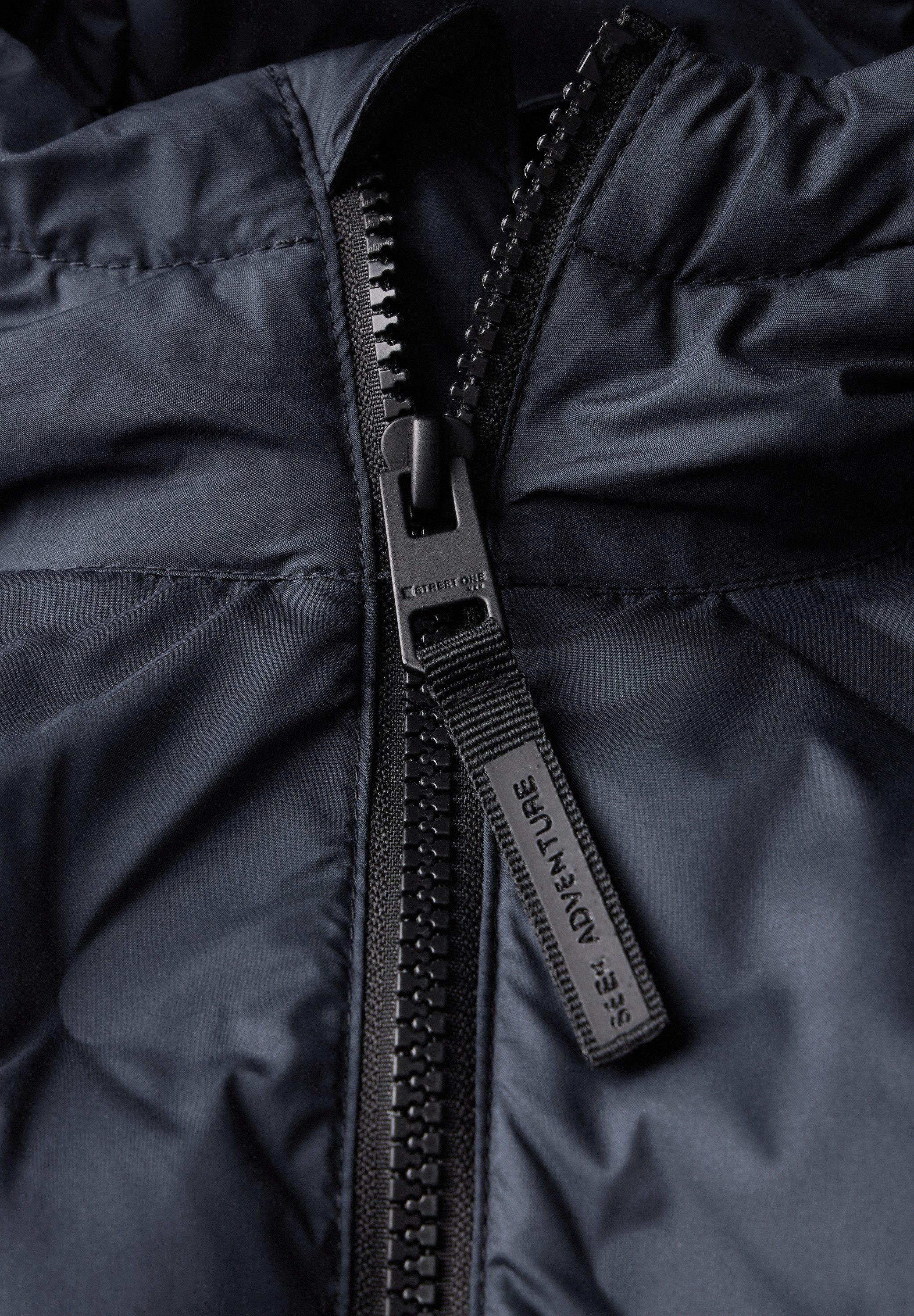 STREET ONE MEN Steppjacke mit Kapuze mit Tunnelzugband