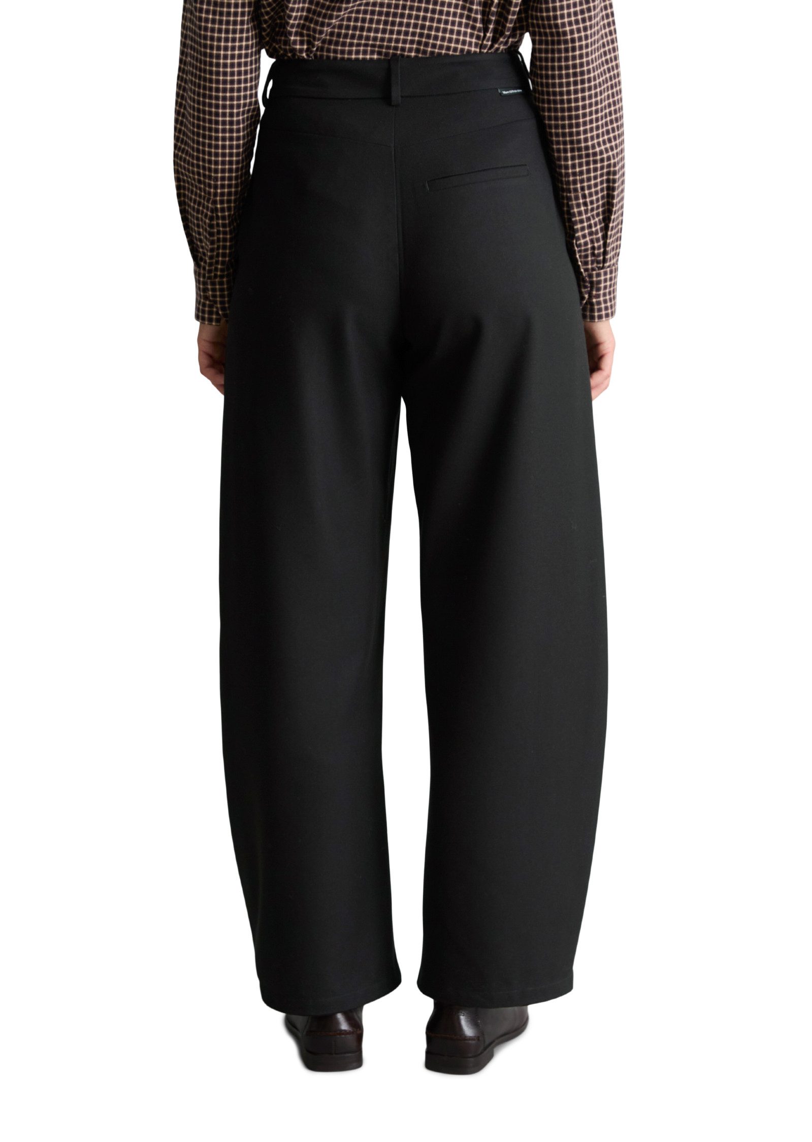 Marc O'Polo DENIM Chinohose aus Polyester-Viskose-Mix – Bild 3 von 5
