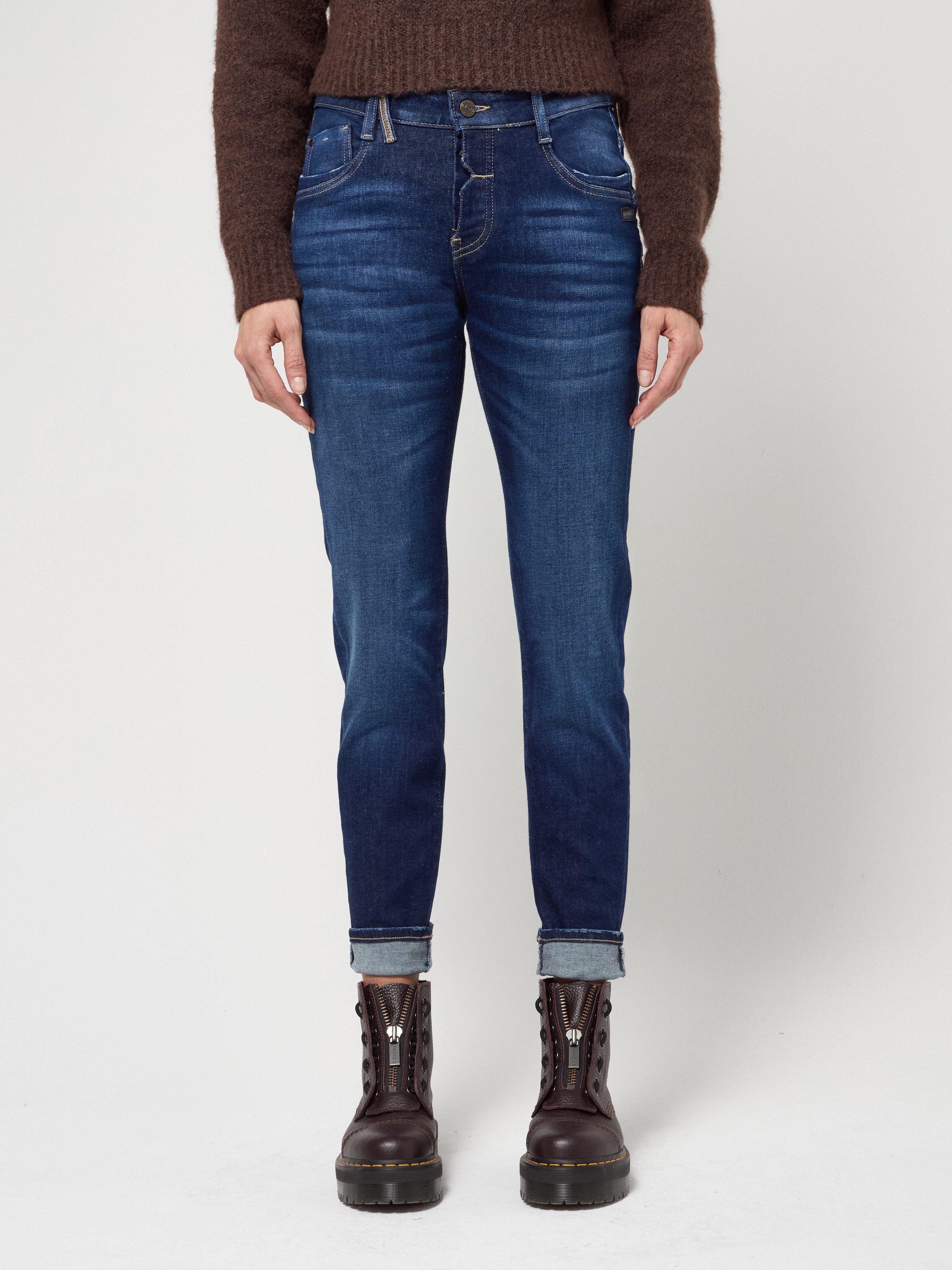 GANG Relax-fit-Jeans 94GERDA elastische Denimqualität für hohen Tragekomfort