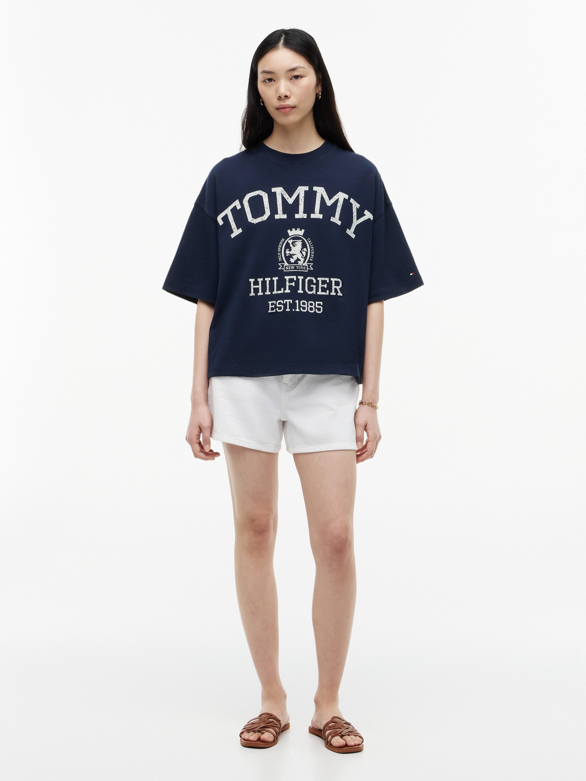 Tommy Hilfiger Kurzarmshirt VARSITY CREST RLX SS T-SHIRT Baumwolle, relaxed fit, Logoprint – Bild 4 von 5