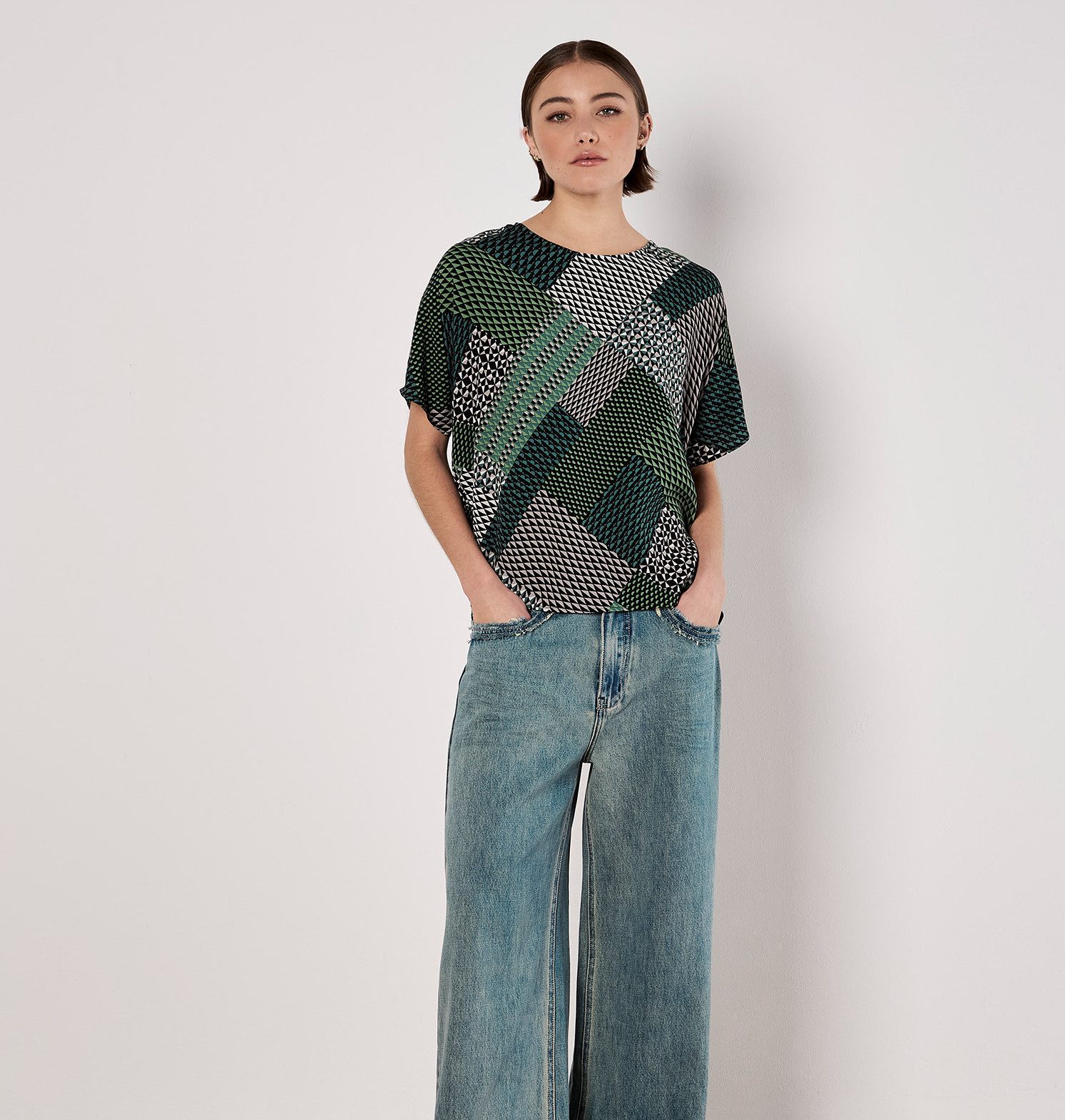 Apricot T-Shirt Patchwork Shirt mit geometrischem Druck günstig online kaufen