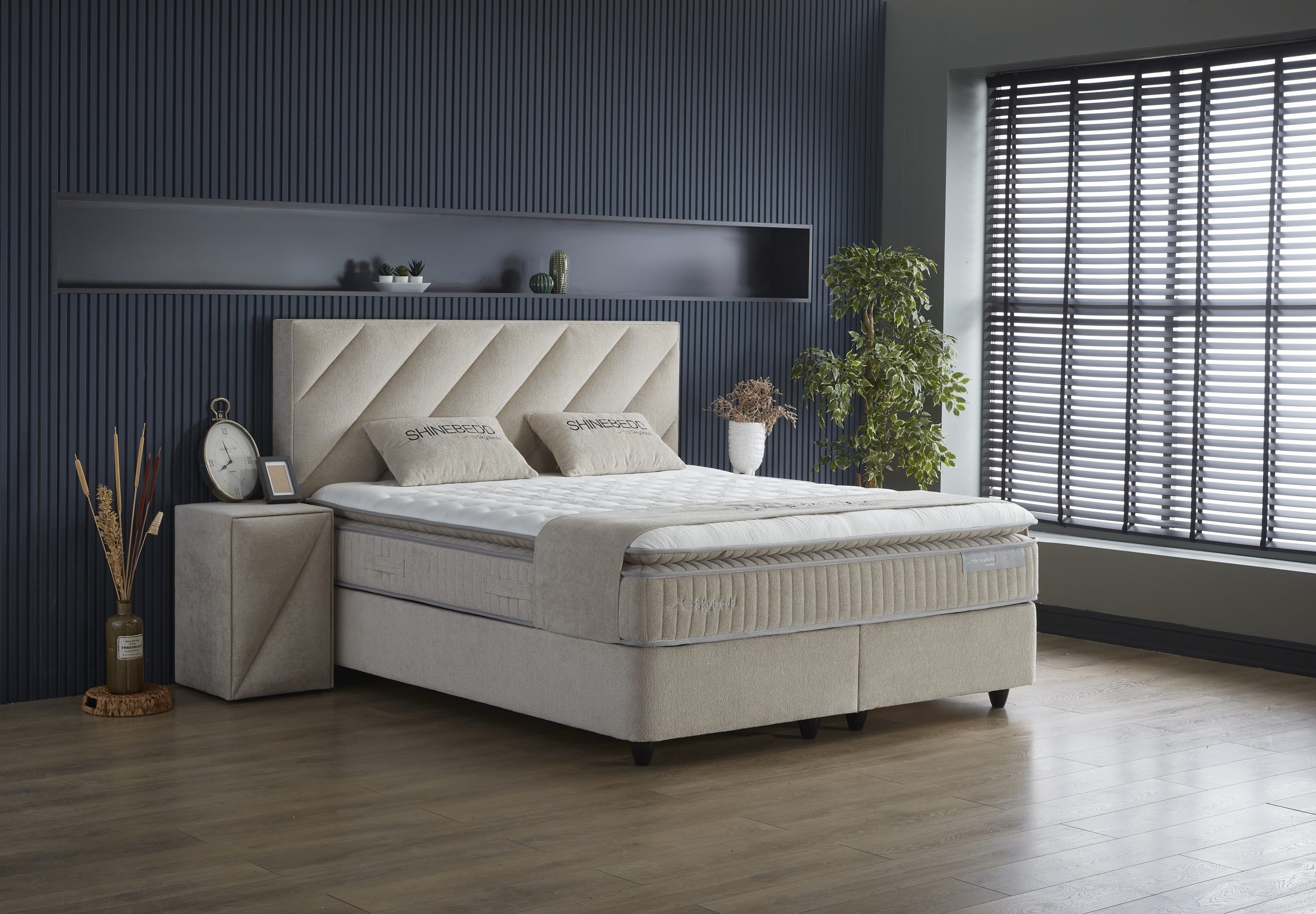 Viva Möbel Boxspringbett SHINE (90 x 200 cm, ohne Nachttisch), Funktionales Boxspringbett - luxuriös und funktional