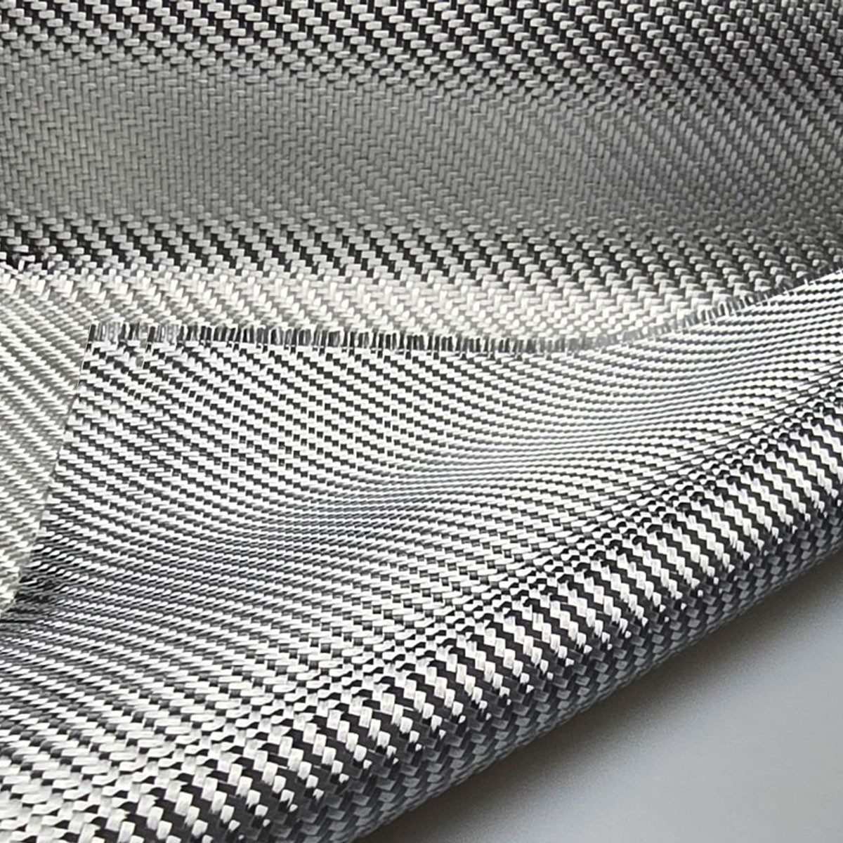 DD Composite Glasgewebematte Designgewebe 290g/m² Köper alu-silber 100cm, einseitig mit Aluminium bedampft