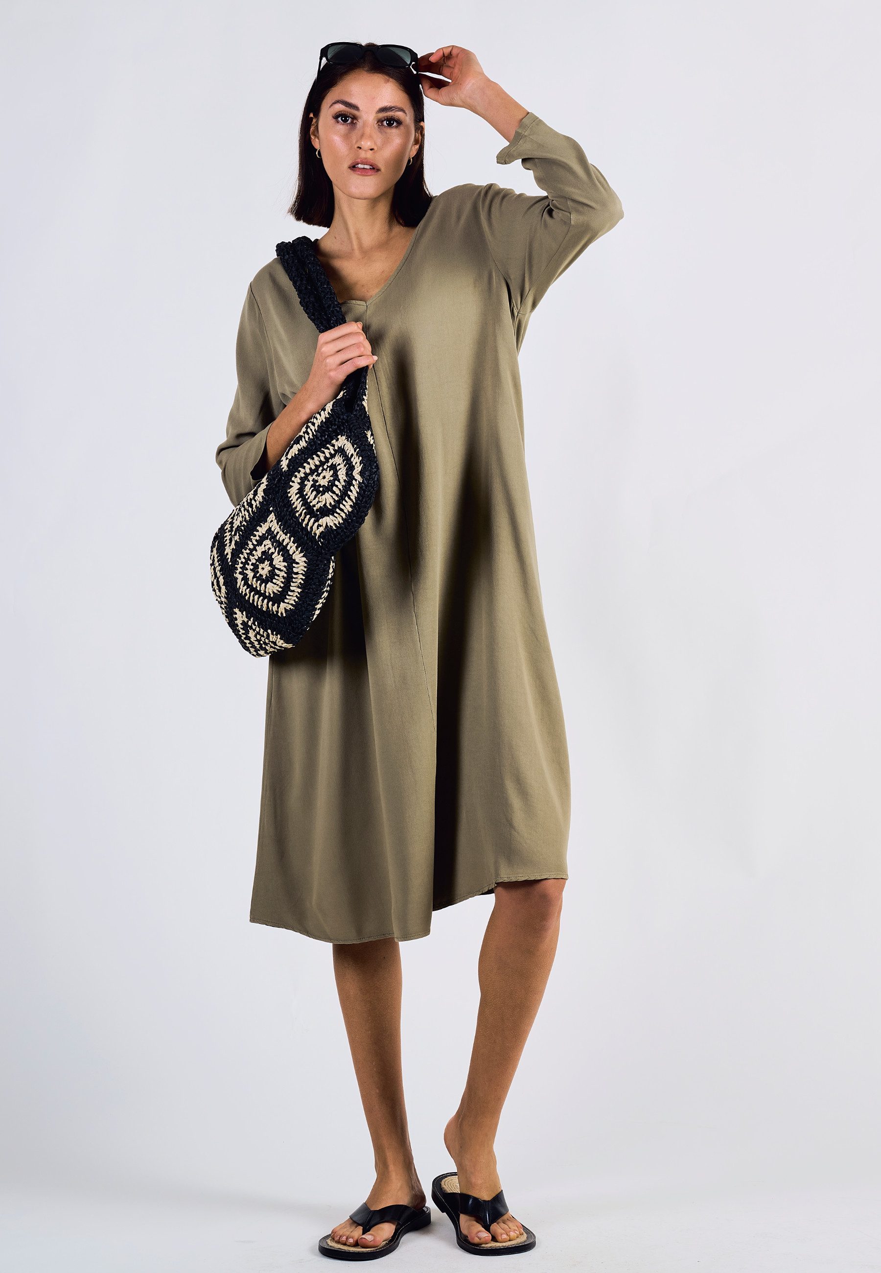 Andijamo-Fashion Midikleid MODERN MUSE Locker geschnittenes günstig online kaufen
