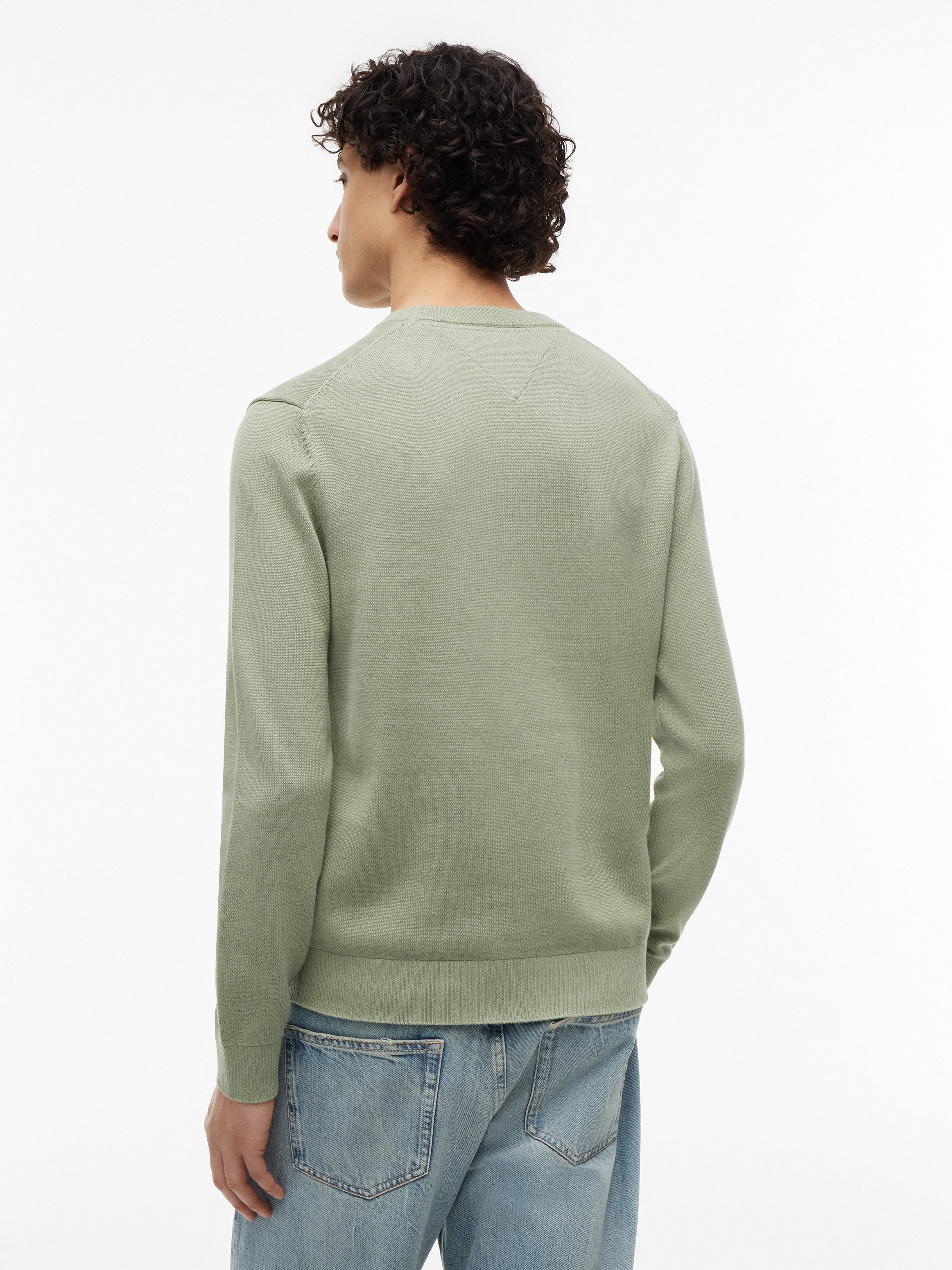 Tommy Jeans Strickpullover TJM SLIM FIT LIGHT SWEATER Slim fit mit Rundhalsausschnitt