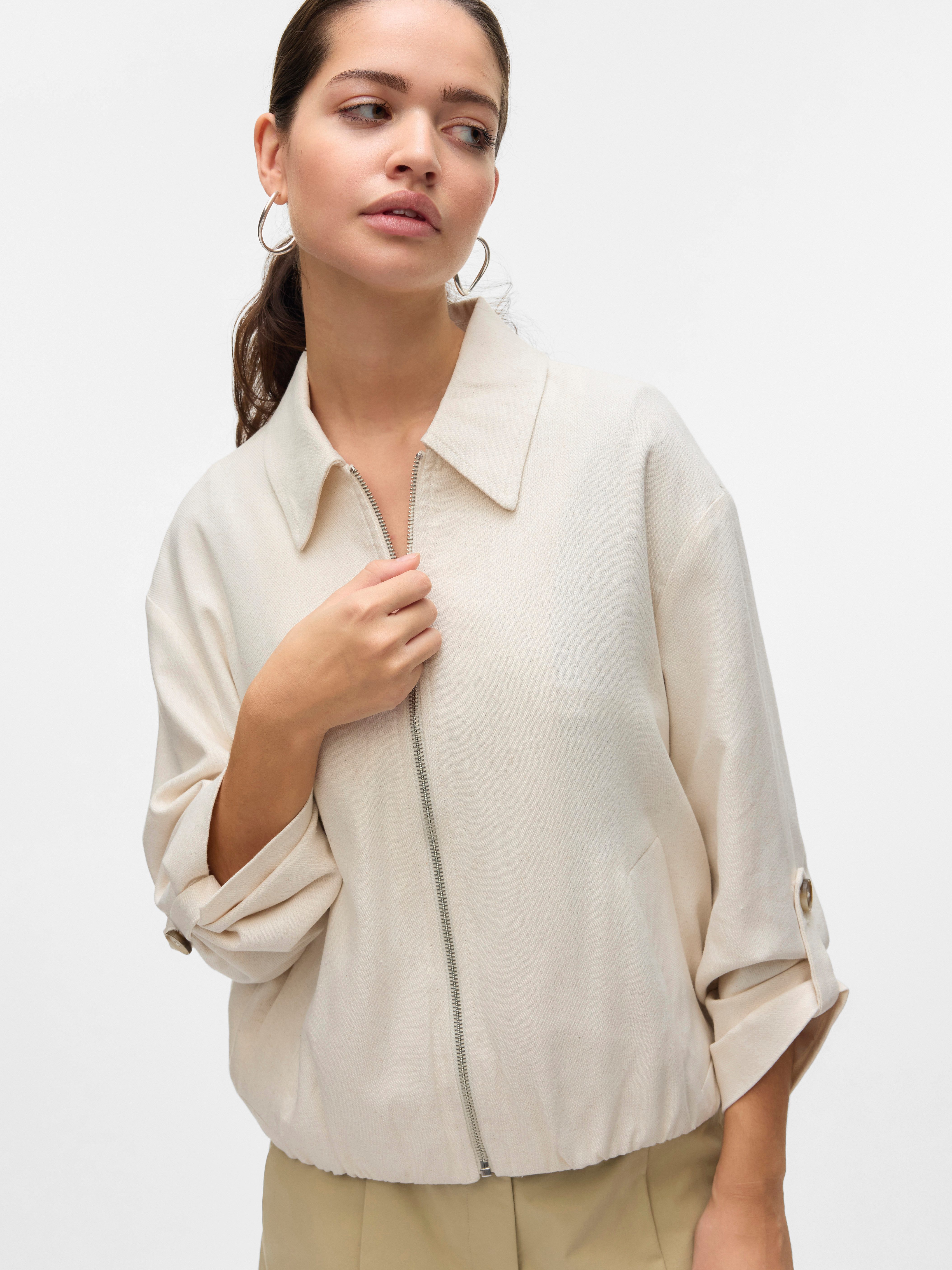 Vero Moda Outdoorjacke VMANNA SHORT JACKET