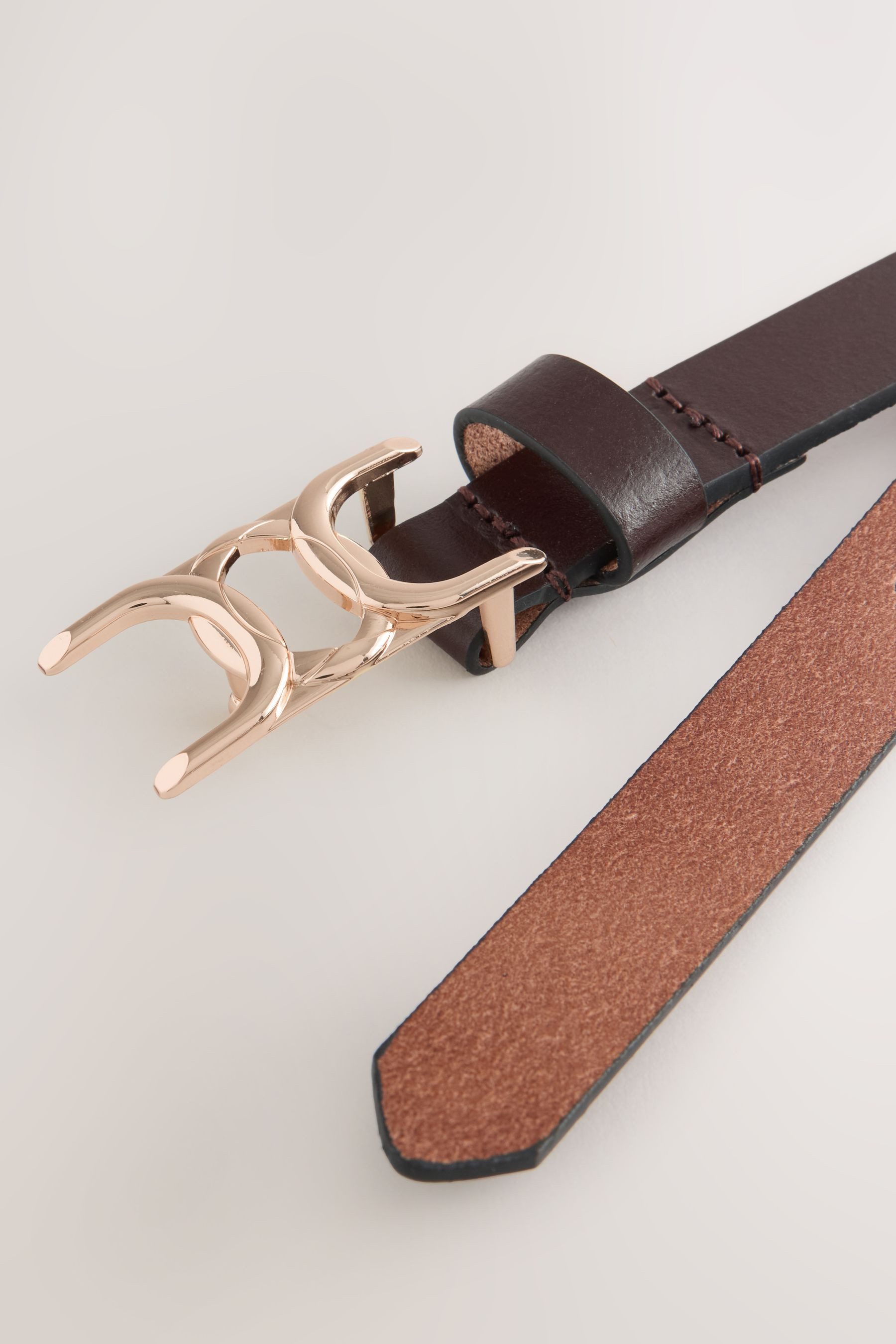 Next Ledergürtel Schmaler Statement-Ledergürtel, Kette + Schnalle (1-St) günstig online kaufen