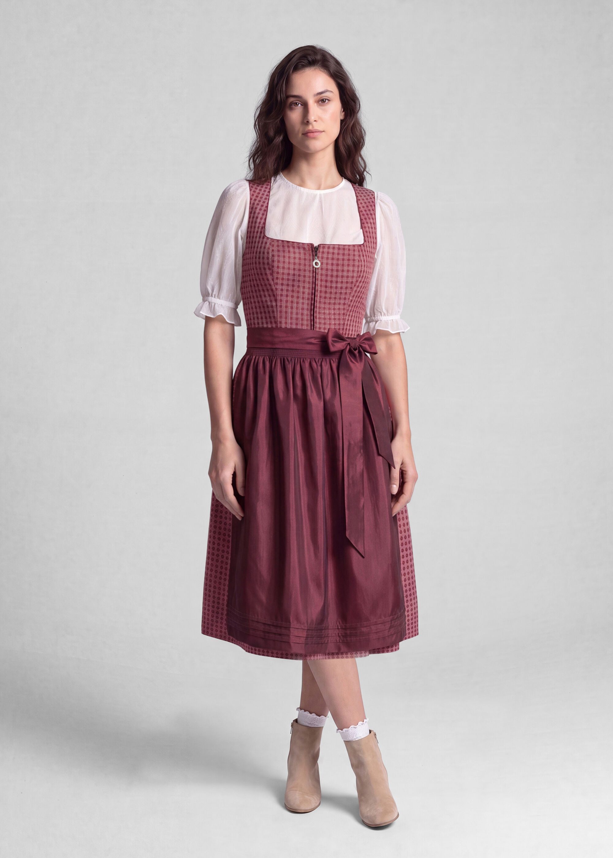Spieth & Wensky Dirndl Karma (1-tlg) mit eleganter Schürze