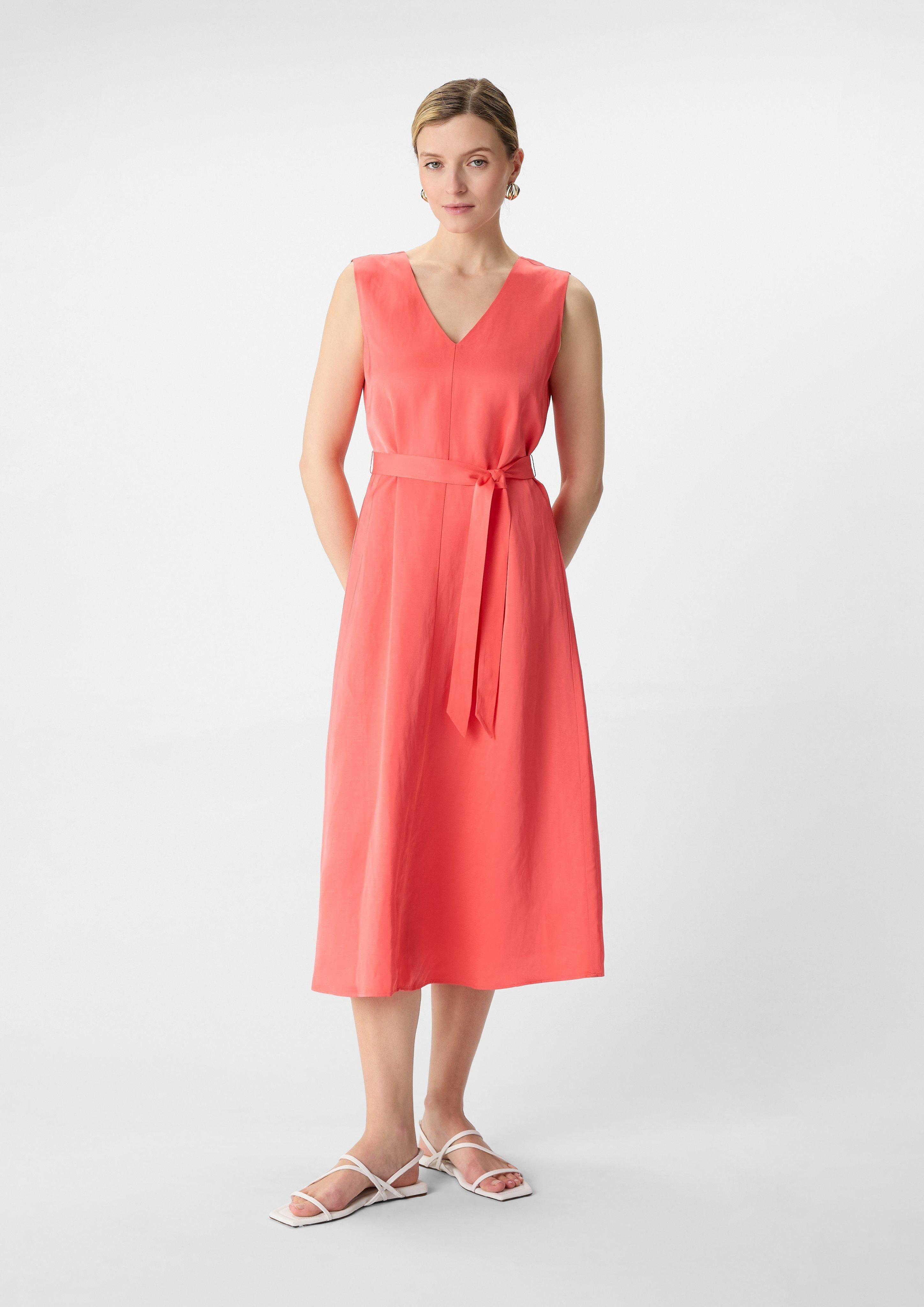 Maxikleid Satiniertes Leinenmix-Kleid in Midilänge