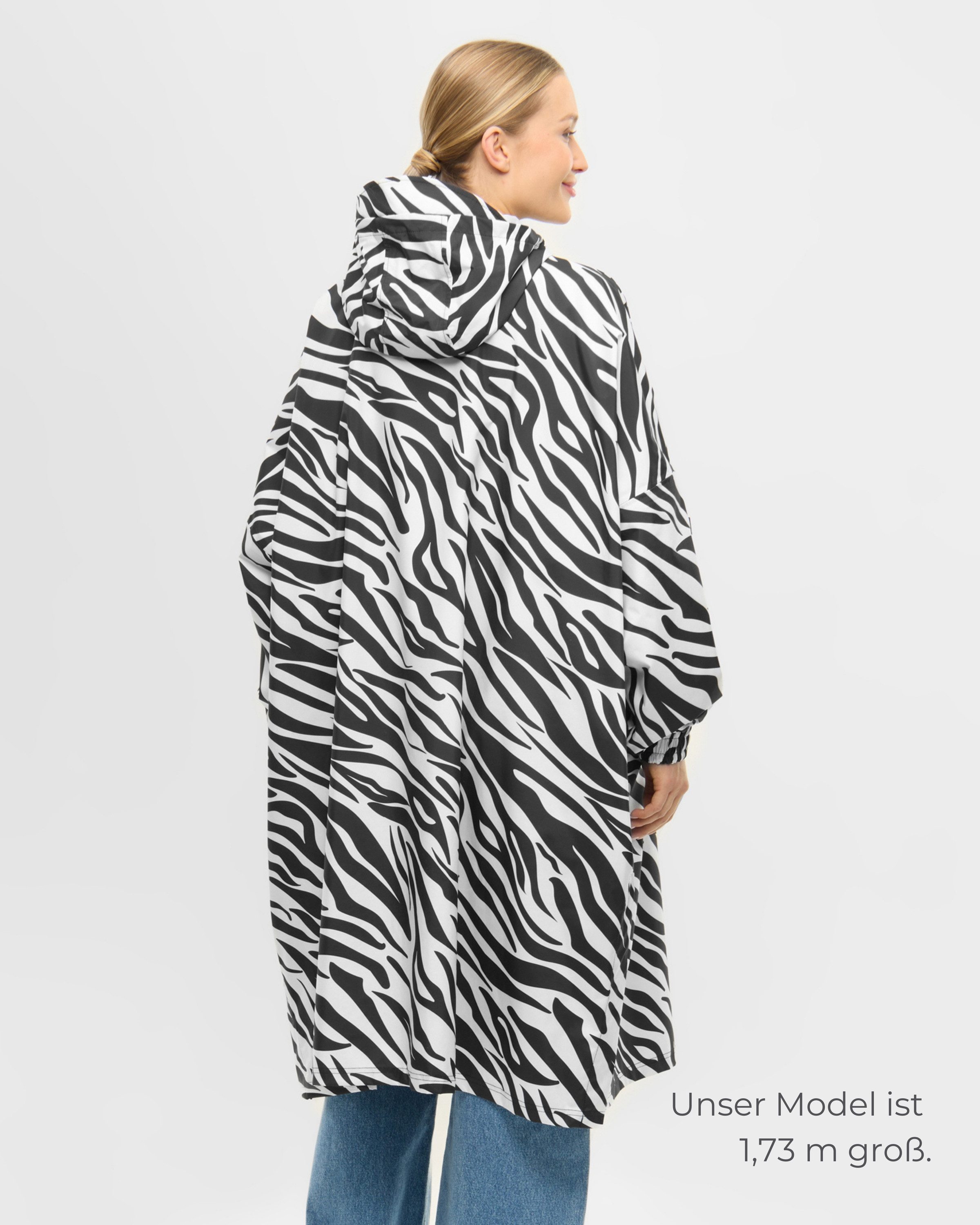 LARKSON Regenponcho Lykke Regenponcho, Wassersäule 10.000 mm (1-St) Wasserdichtes Regencape mit verschweißten Nähten