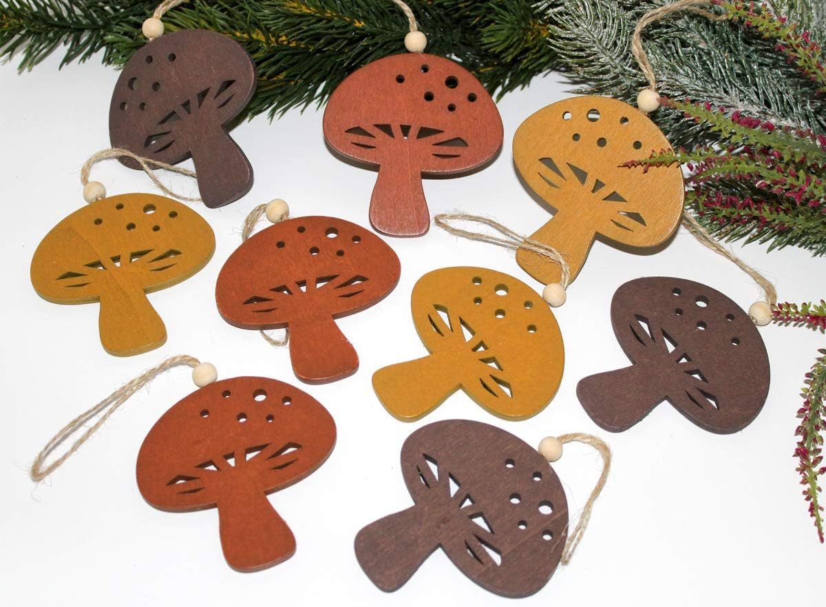 LB H&F Lilienburg Hängedekoration 9er SET Anhänger Hänger Deko Аксессуары для дома Herbst Herbstdeko (Hängedekoration Fensterschmuck DIY selber machen Ideen Holzanhänger Holz Fensterhänger Dekozweig Dekoast Dekofigur Tischdeko Wohnzimmer Eingang Advent Adventsdeko modern Dekohänger Pilz Pilze, Herstdeko Herbstdekoration zum hängen Tür Fenster Eingang Dekozweig), Dekohänger herbstlich basteln dekorieren