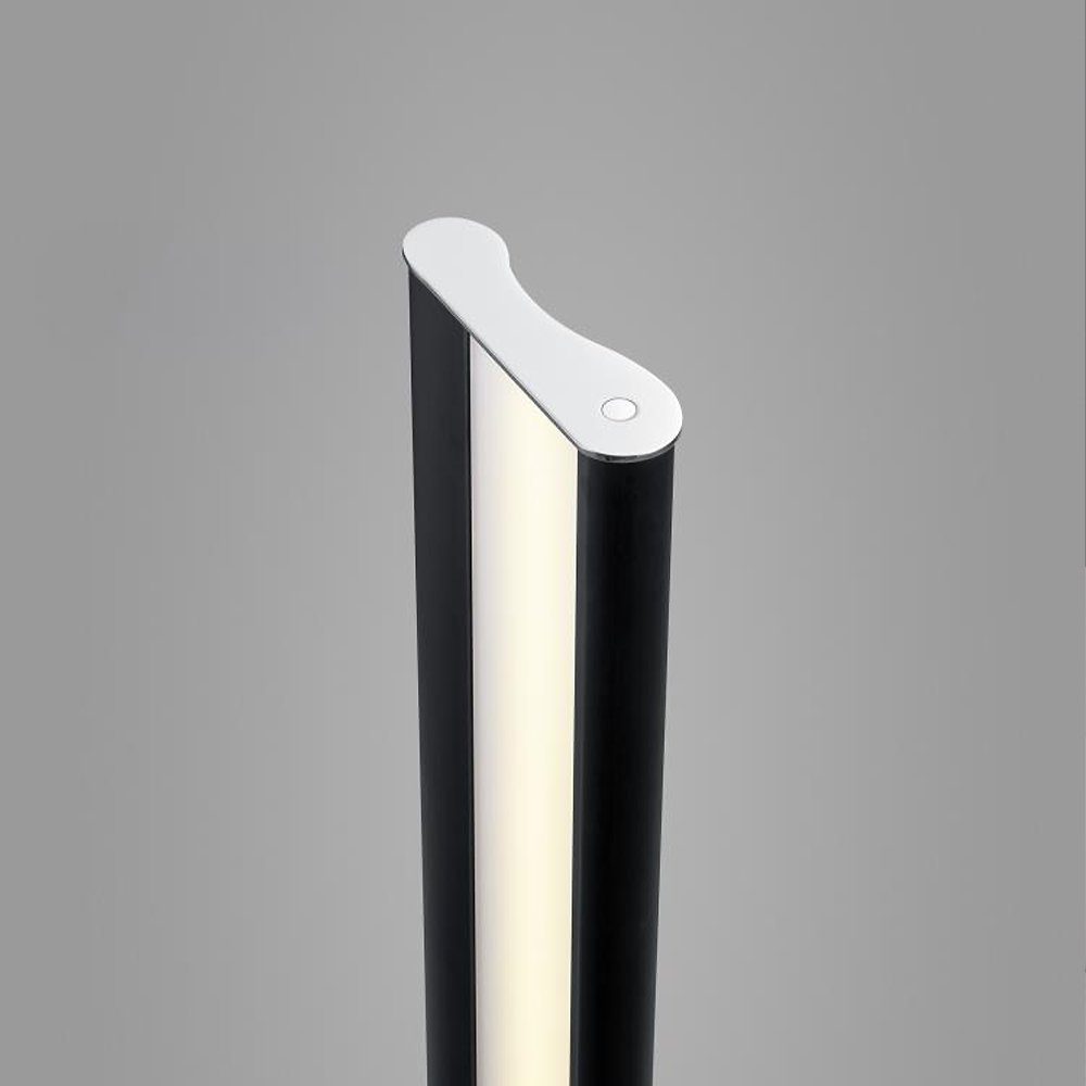 KURVO LED Helestra - geradliniges matt Design, Schwarz Stehlampe