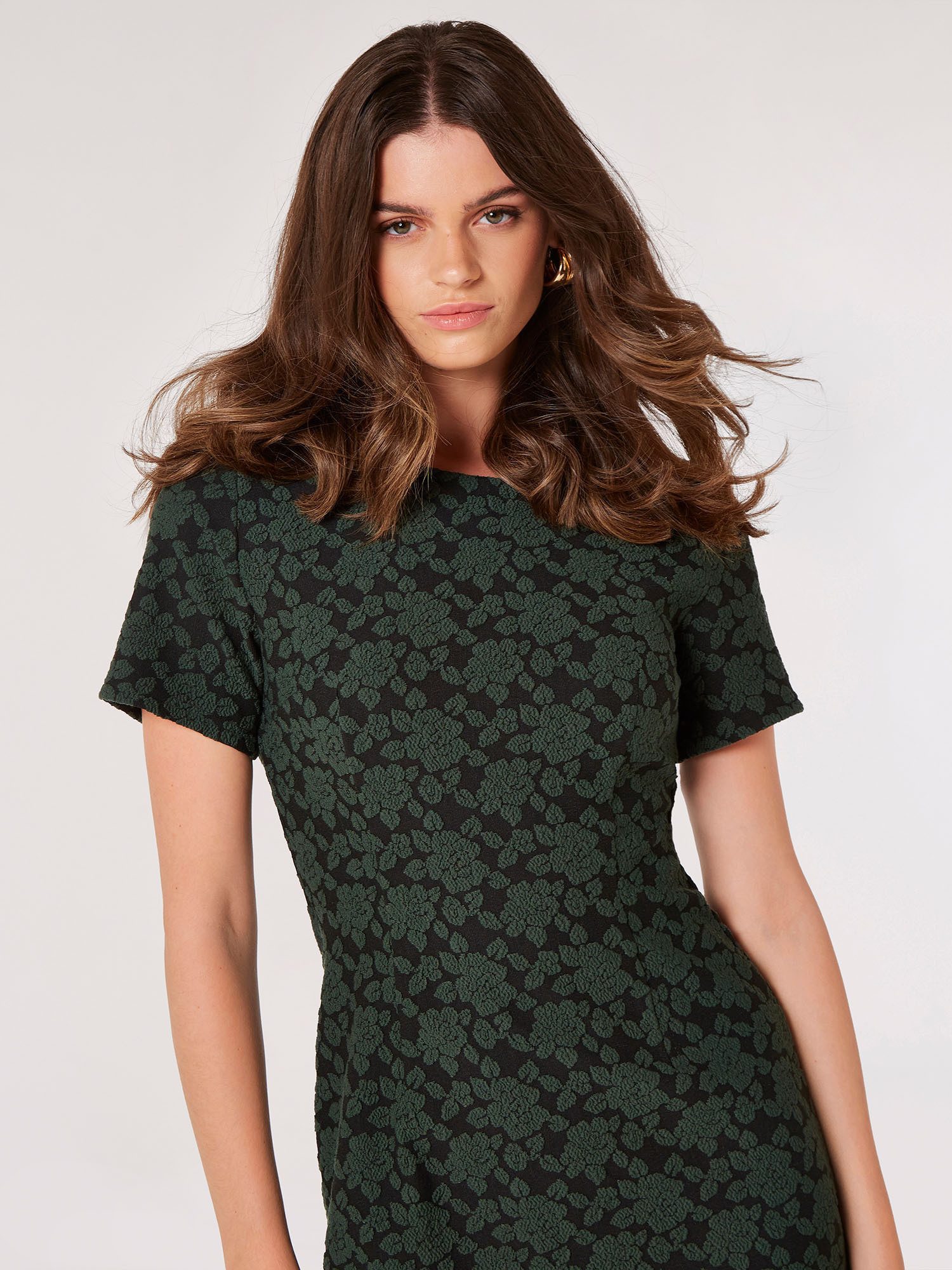 Apricot Druckkleid Etuikleid, (1-tlg) mit Blumenmuster günstig online kaufen