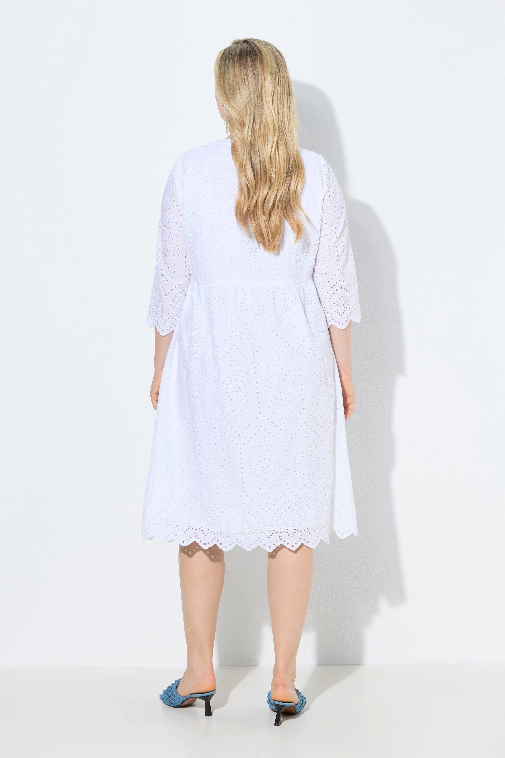 Ulla Popken Maxikleid Midikleid Lochspitze Tunika-Ausschnitt 3/4-Arm