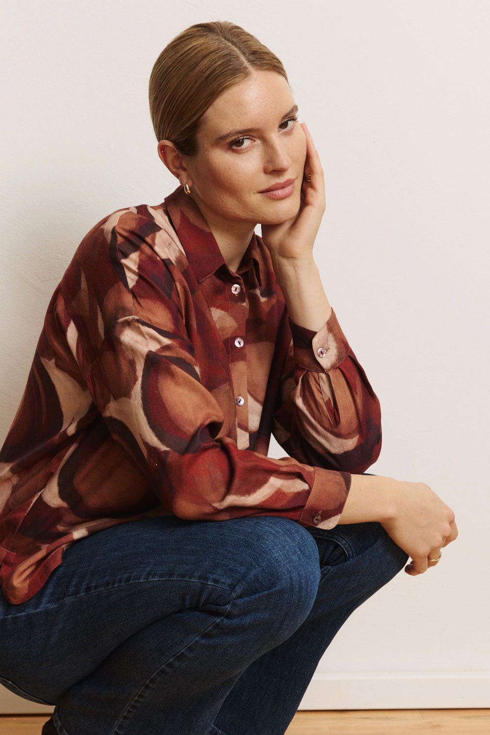 Tranquillo Langarmbluse Damen Jolandaa aus EcoVero™-Twill oversized Allover-Print Peach-Effekt Oversized-Bluse mit gerundetem Saum