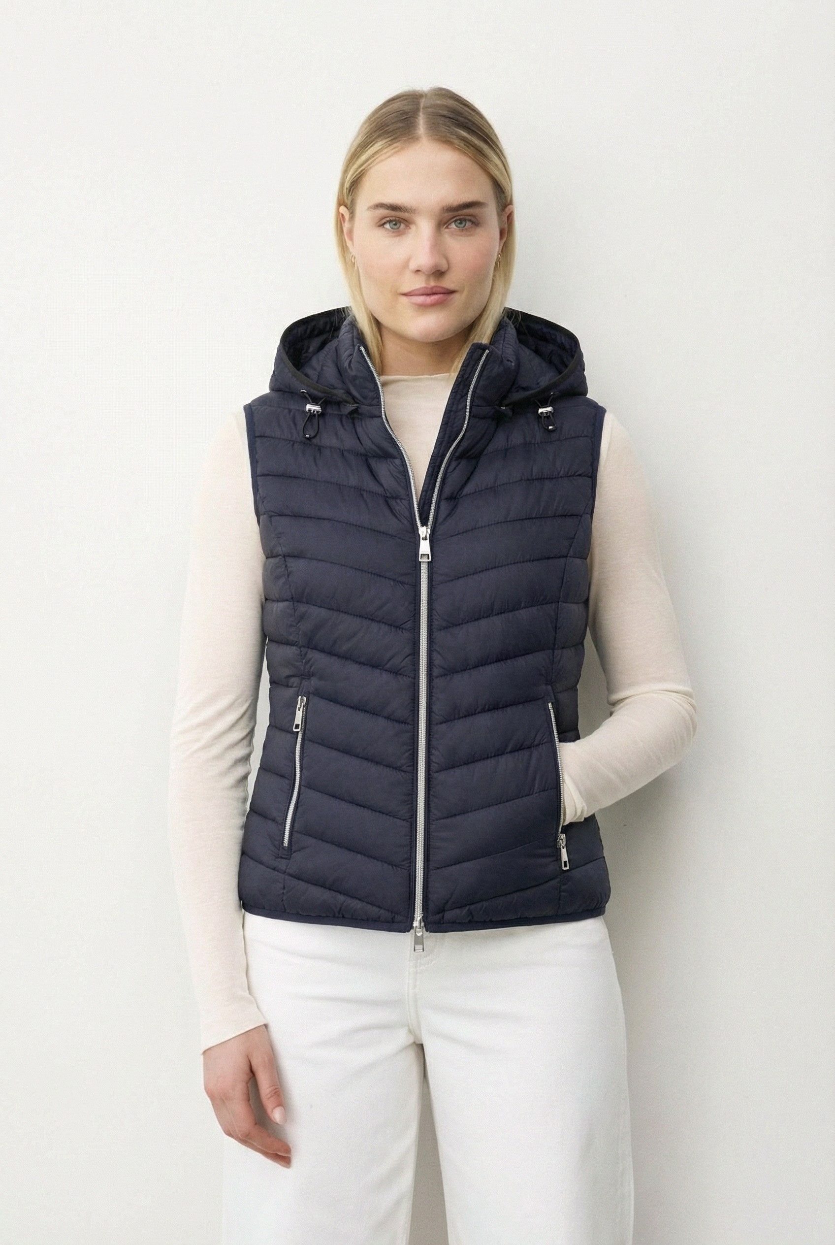 ONUA Steppweste leichte Damenweste mit abnehmbarer Kapuze, Frühlingsweste oder Gilet