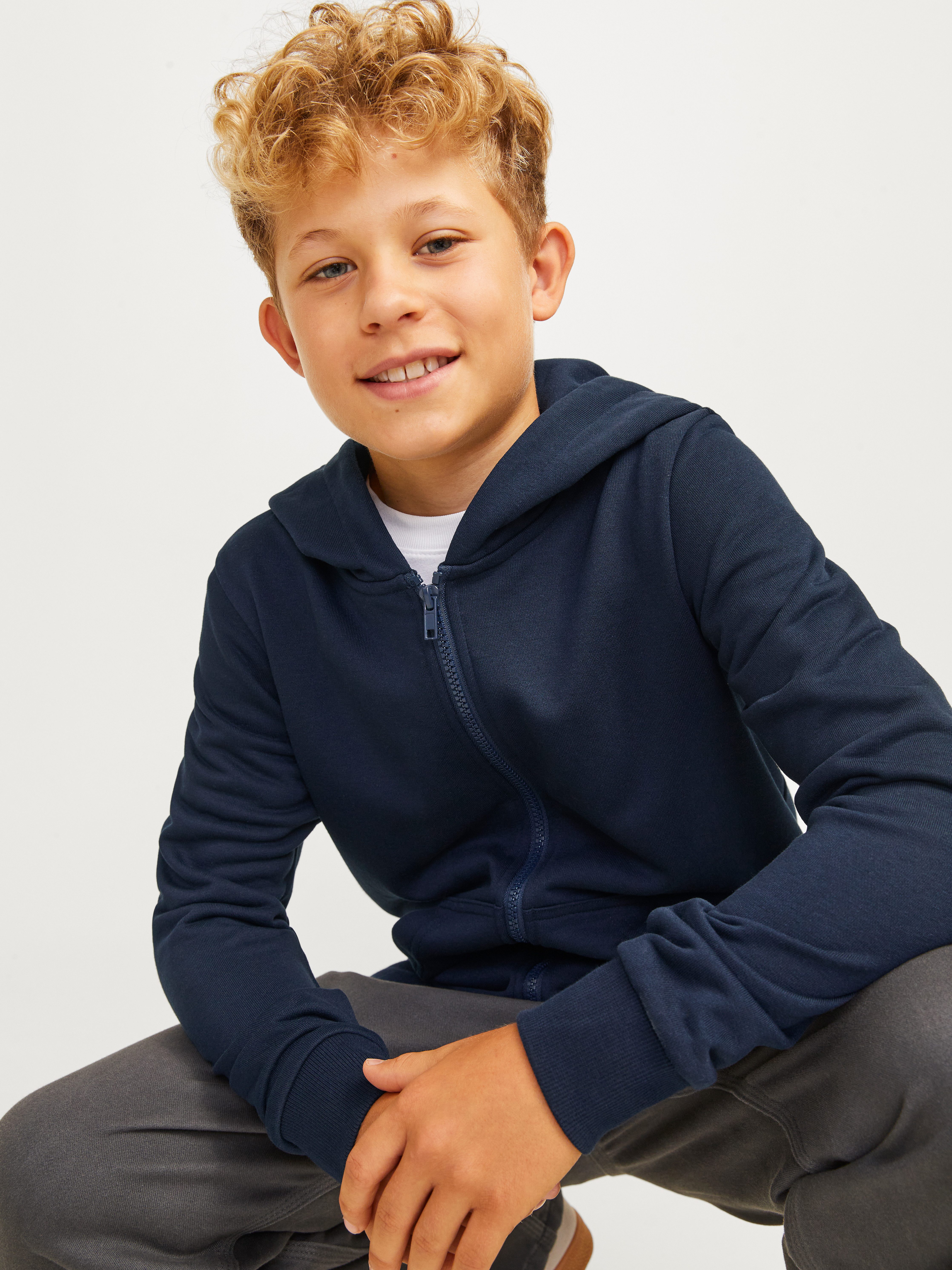 Jack & Jones Junior Sweatjacke JJEBRADLEY kombinierbar, mit Kapuze, pflegeleicht unifarben, casual, regular fit, Sweatware, Kapuze