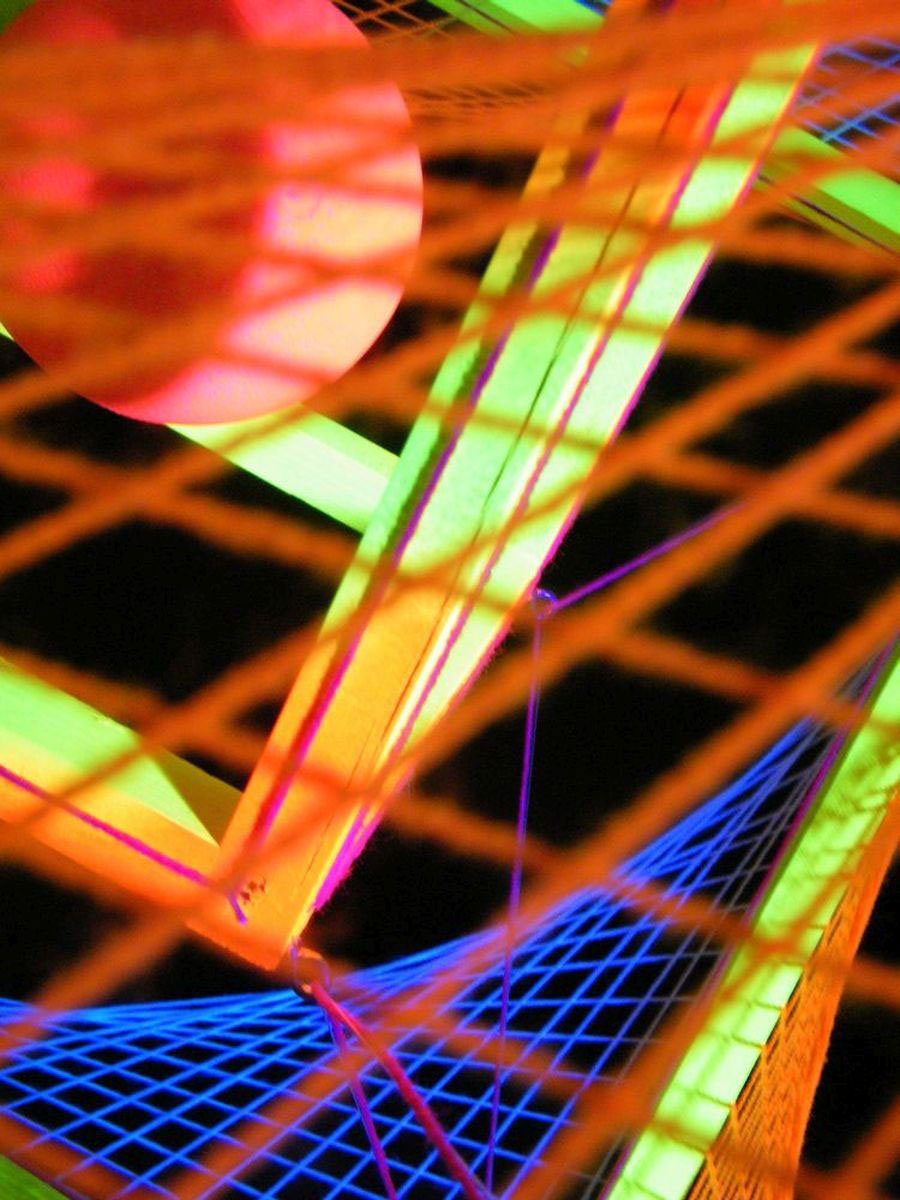 PSYWORK Dekoobjekt StringArt Schwarzlicht Sunset", leuchtet "Neon 3D Würfel unter Schwarzlicht UV-aktiv, 55cm, Fadendeko