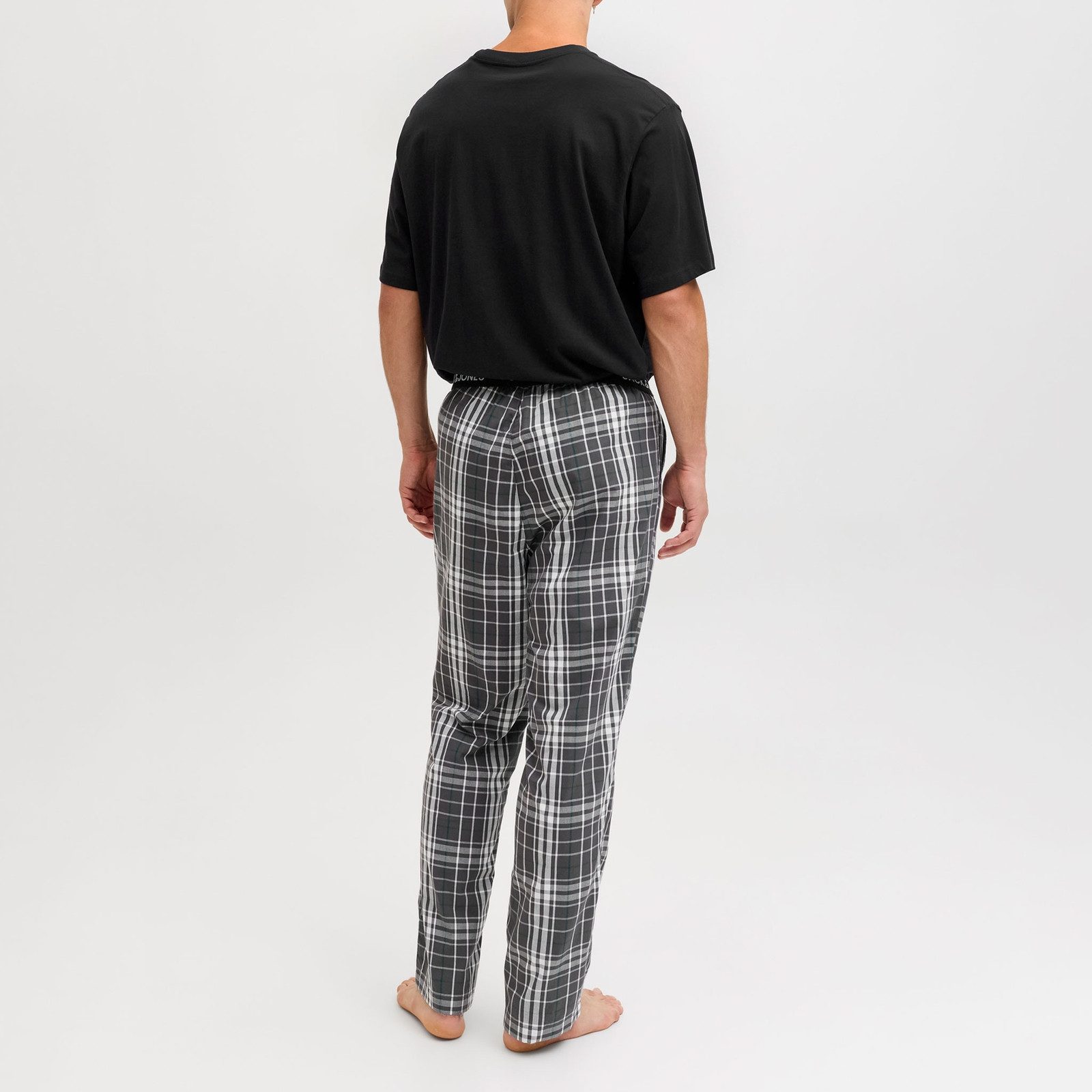 Jack & Jones Loungeanzug Loungewear Set JACLUCA SS Tee & Woven Pants (2 tlg) mit zwei seitlichen Einschubtaschen