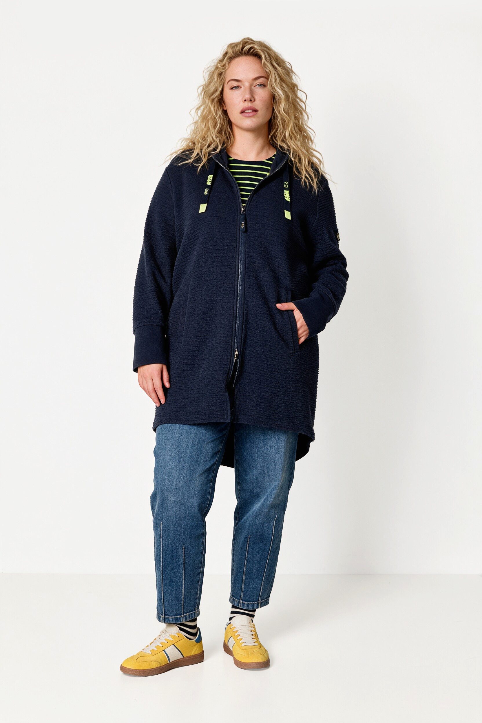 Laurasøn Sweatjacke Strucktur-Sweatjacke Langarm Kapuze – Bild 2 von 5