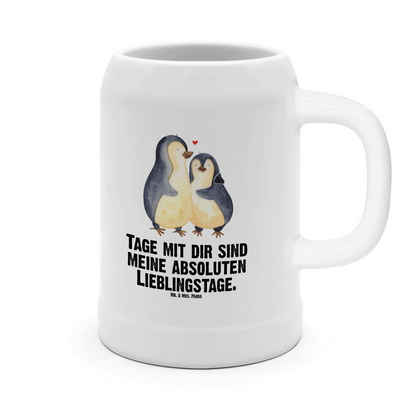 Mr. & Mrs. Panda Bierkrug Pinguin umarmen - Weiß - Geschenk, Hochzeit, Liebesbeweis, Bierkrug S, Steinzeug, Einzigartige Motive