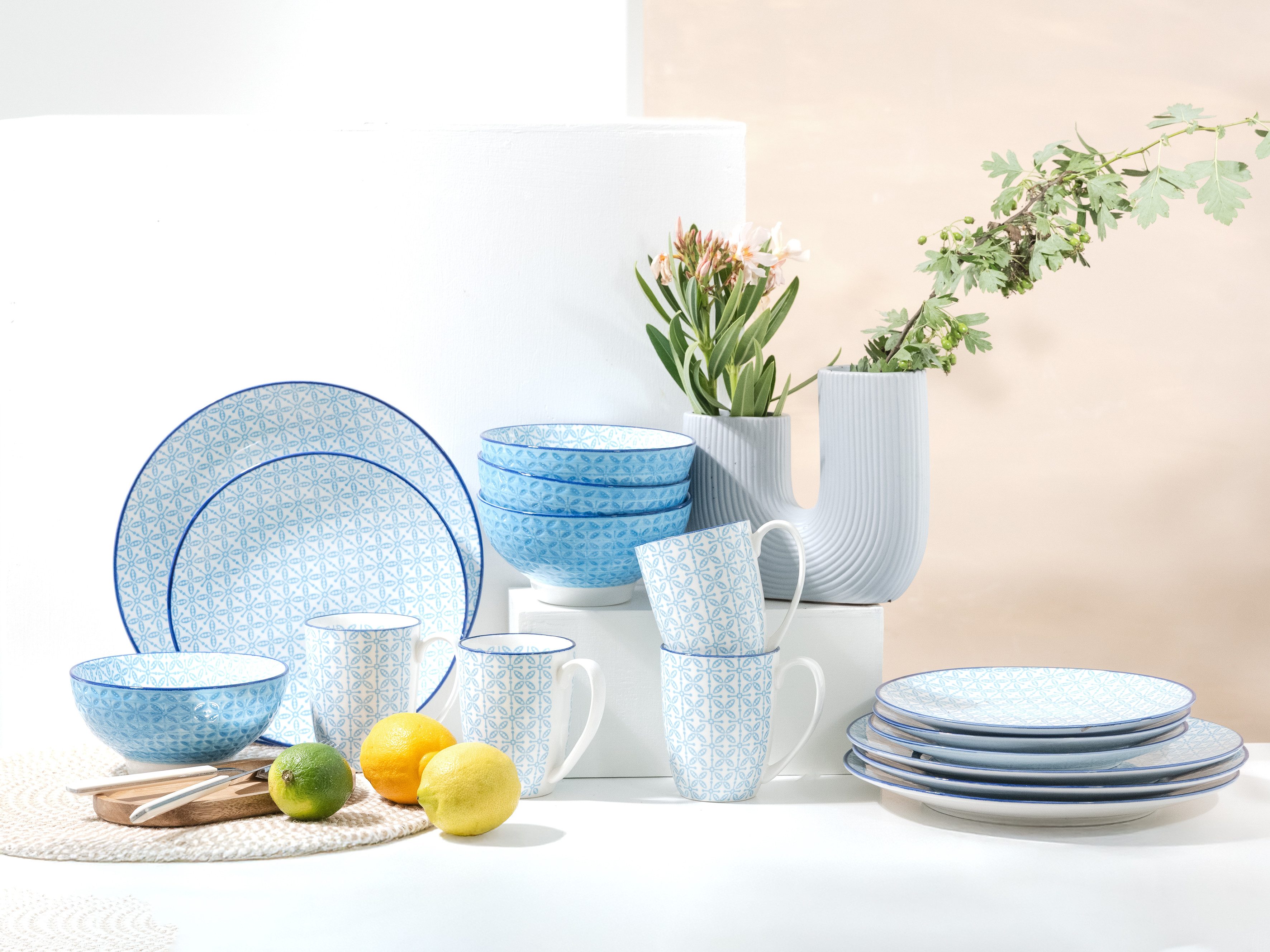 CreaTable Kombiservice Mediterran, Service 16-tlg. (16-tlg), 4 Personen, Steinzeug, Mediterraner Flair, Traditionell keramische Motive