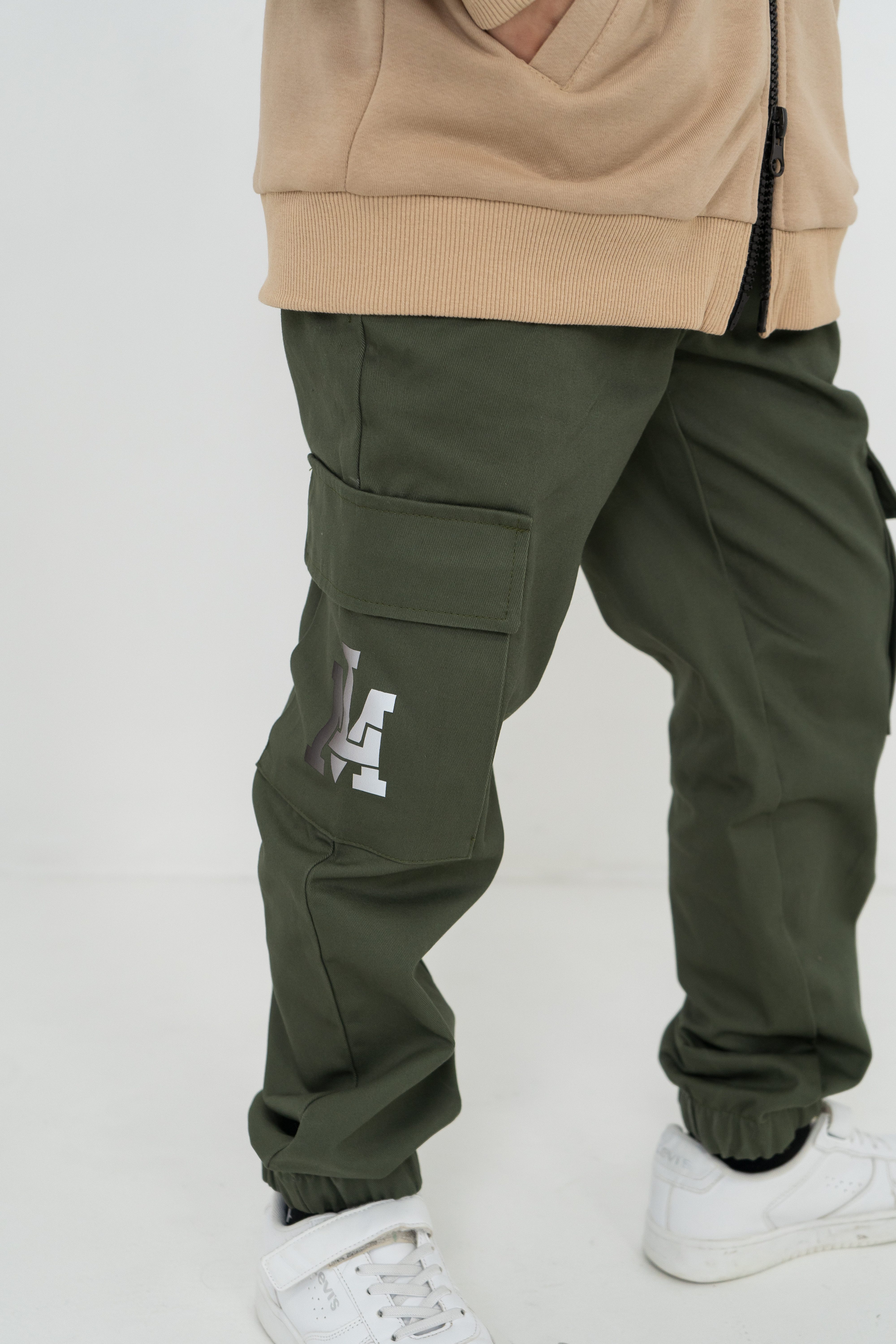 LEMONI Cargohose Cargohose Denim für Jungen - khaki Elastikbund mit Tunnelzug